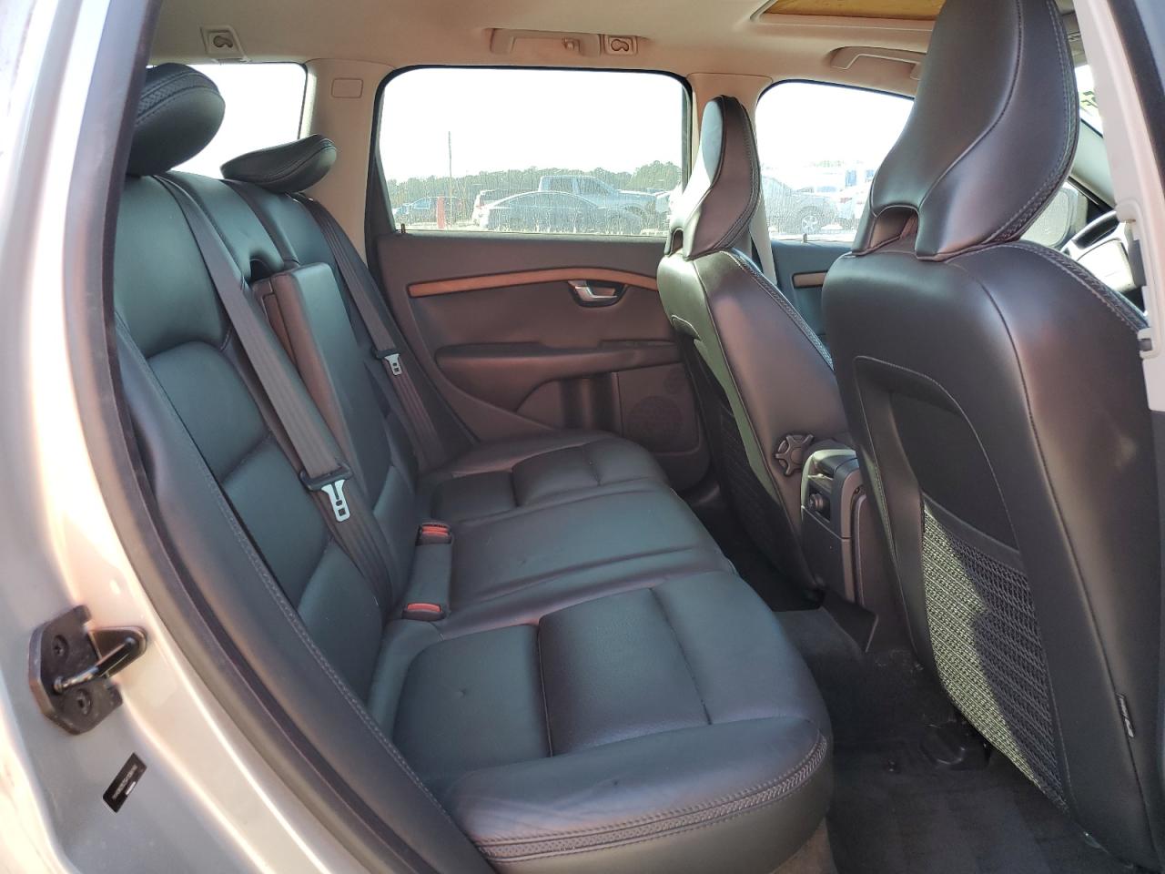 2010 Volvo Xc70 3.2 VIN: YV4982BZ5A1086146 Lot: 92784085