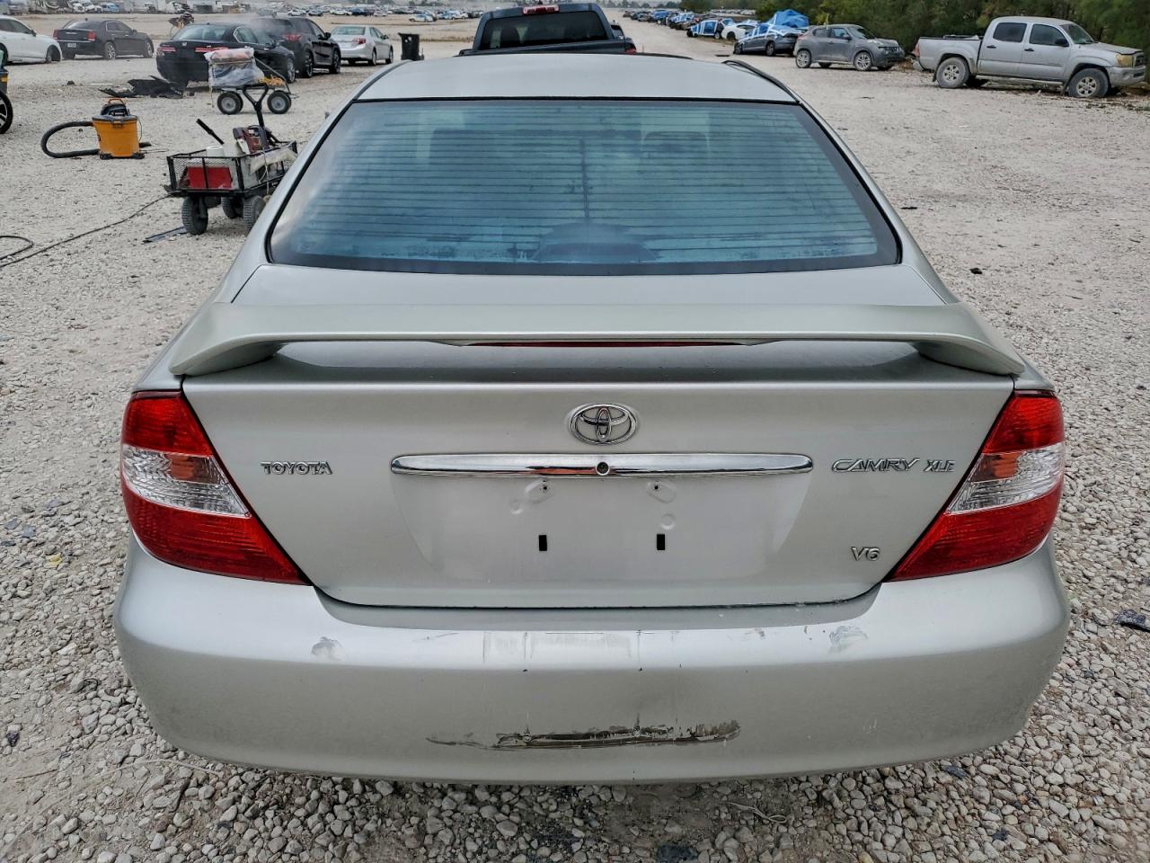 2003 Toyota Camry Le VIN: 4T1BF32K53U057049 Lot: 93823835