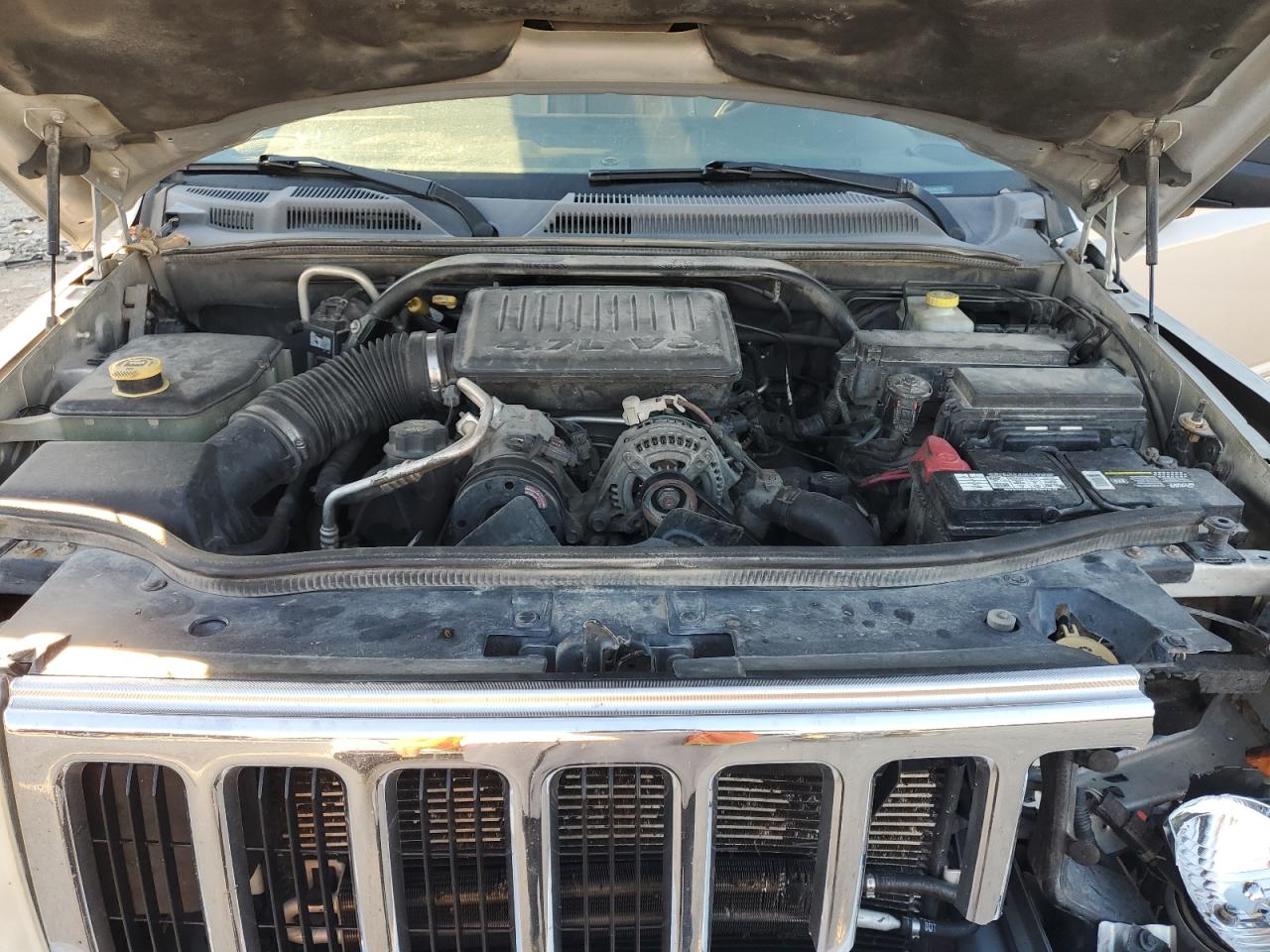 2007 Jeep Commander Limited VIN: 1J8HG58PX7C573597 Lot: 93516045