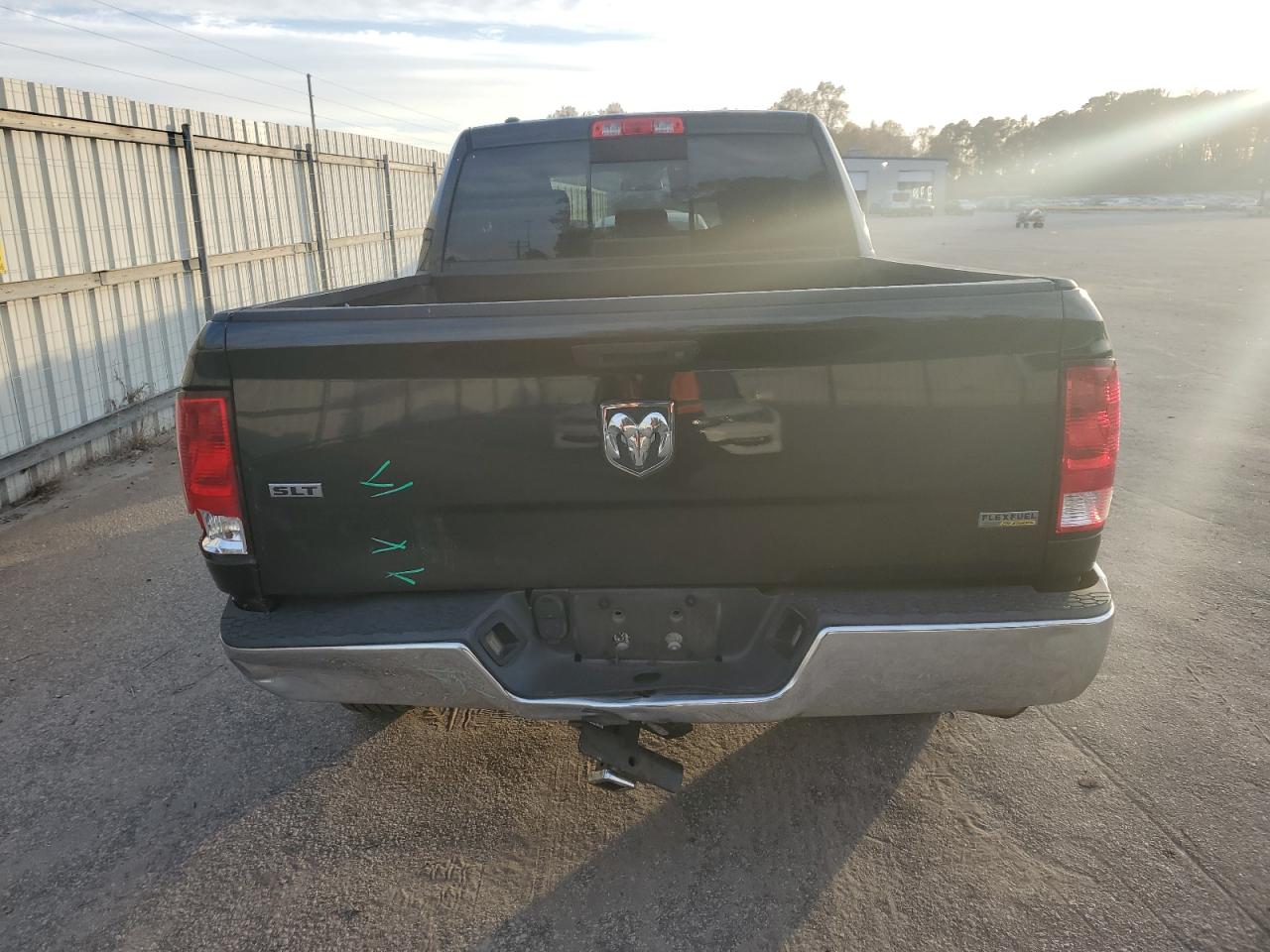 2017 Ram 1500 Slt VIN: 1C6RR6GG5HS584874 Lot: 92602125