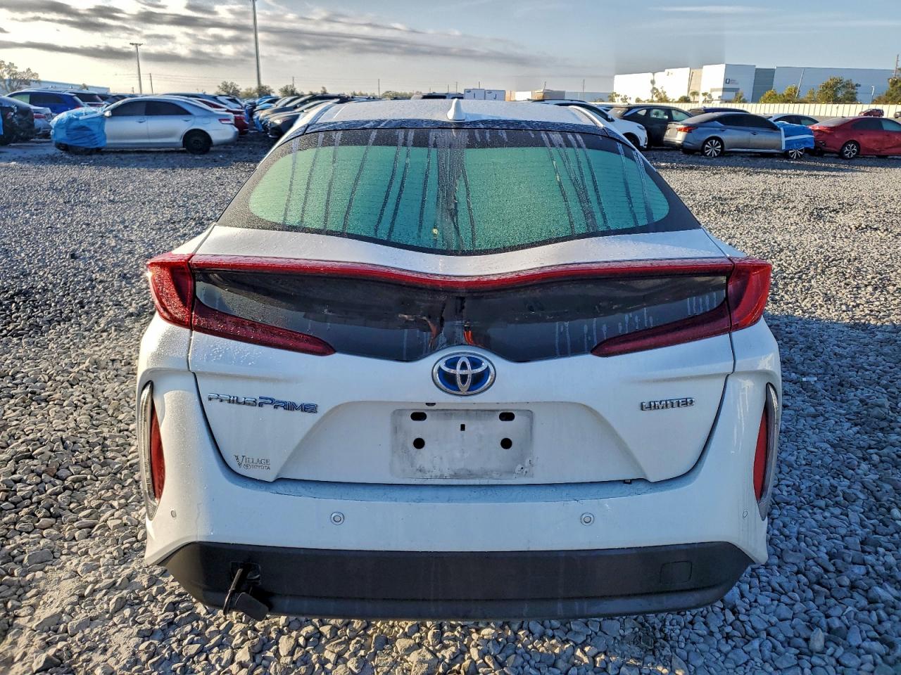 2022 Toyota Prius Prime Le VIN: JTDKAMFP2N3226208 Lot: 94053935