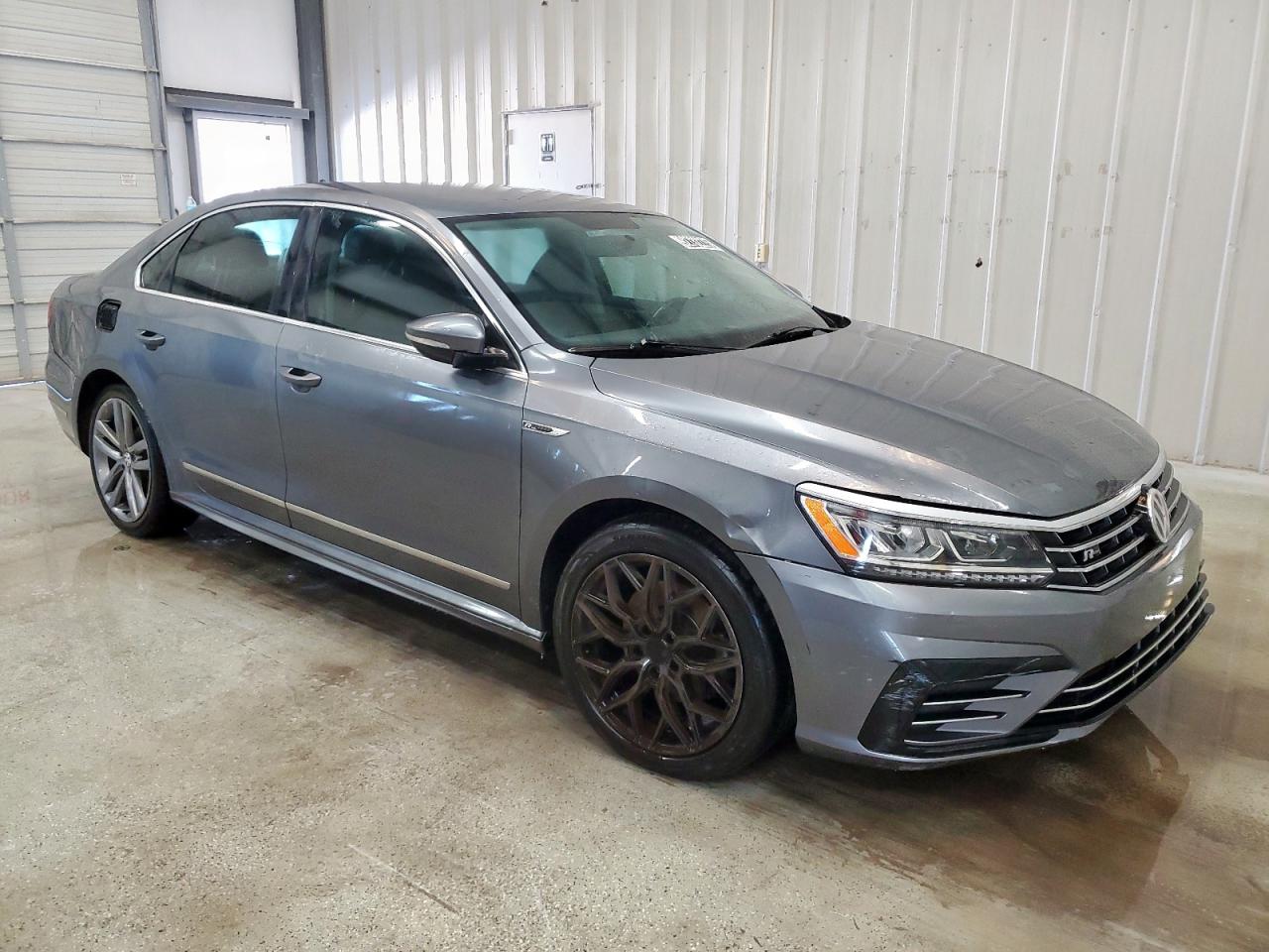 2017 Volkswagen Passat R-Line VIN: 1VWDT7A36HC077909 Lot: 92732275
