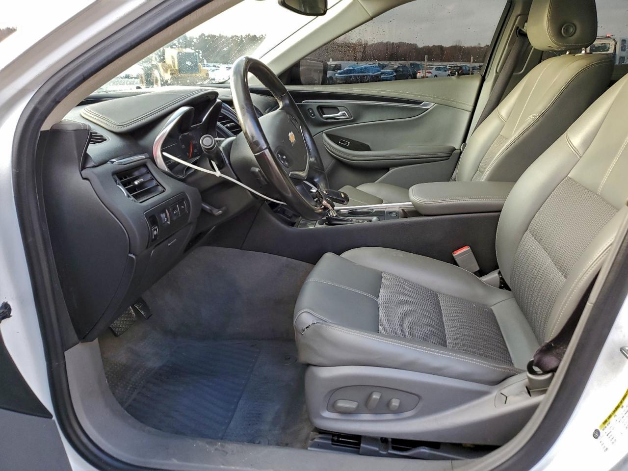 2017 Chevrolet Impala Lt VIN: 2G1105SA3H9138486 Lot: 93129245