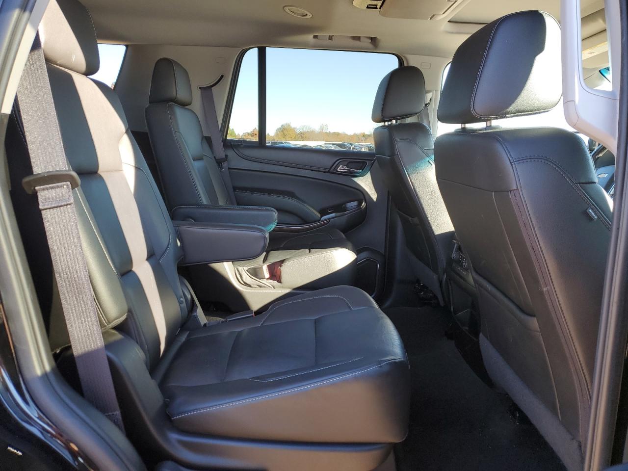 2017 Chevrolet Tahoe K1500 Lt VIN: 1GNSKBKC2HR335782 Lot: 92180615