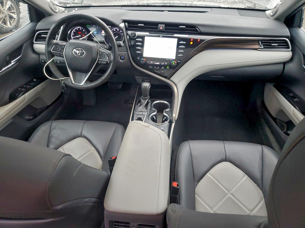 2019 Toyota Camry L VIN: 4T1B11HK6KU821421 Lot: 94133725