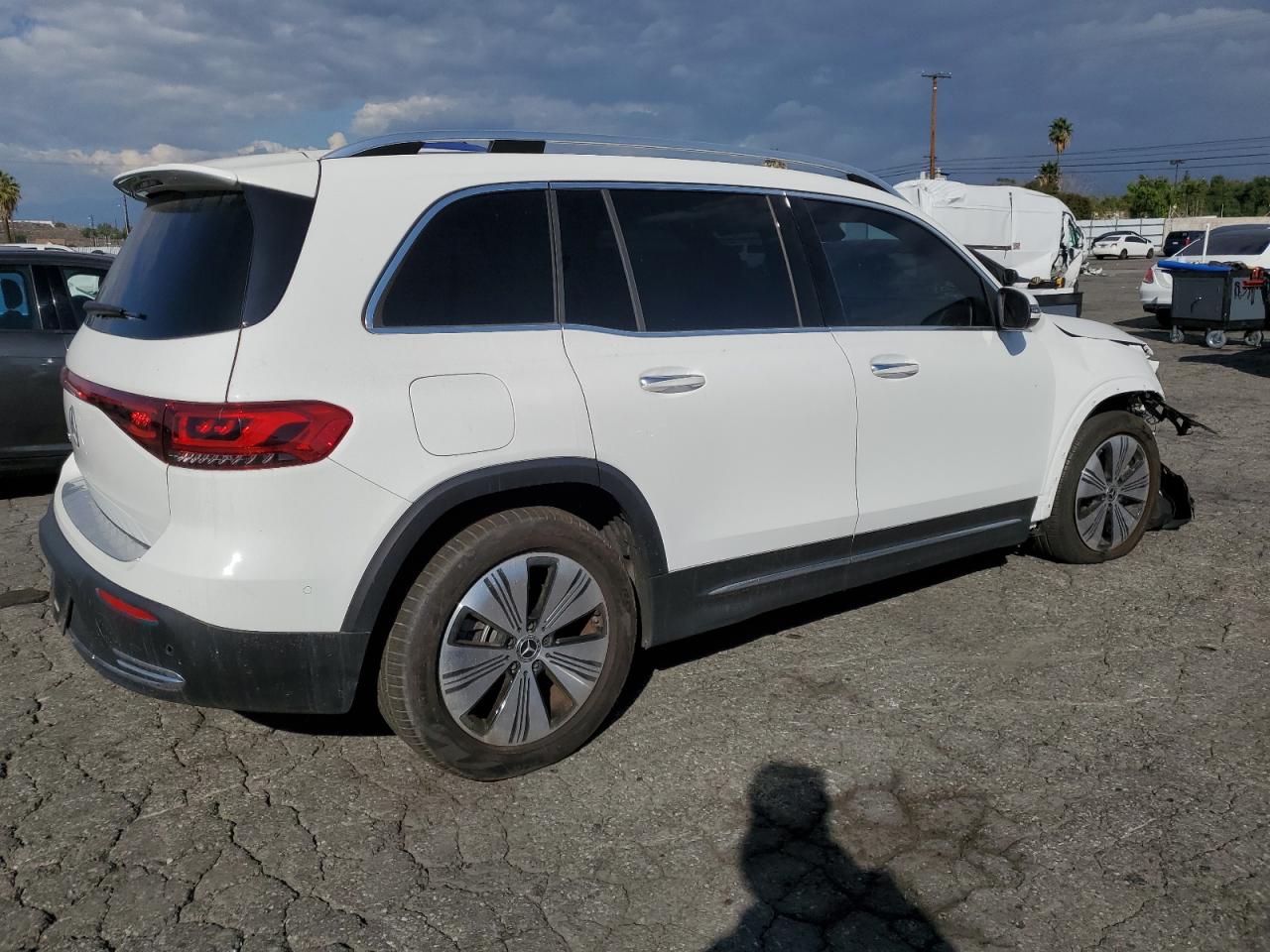 Фото: W1N9M0CB6PN055423