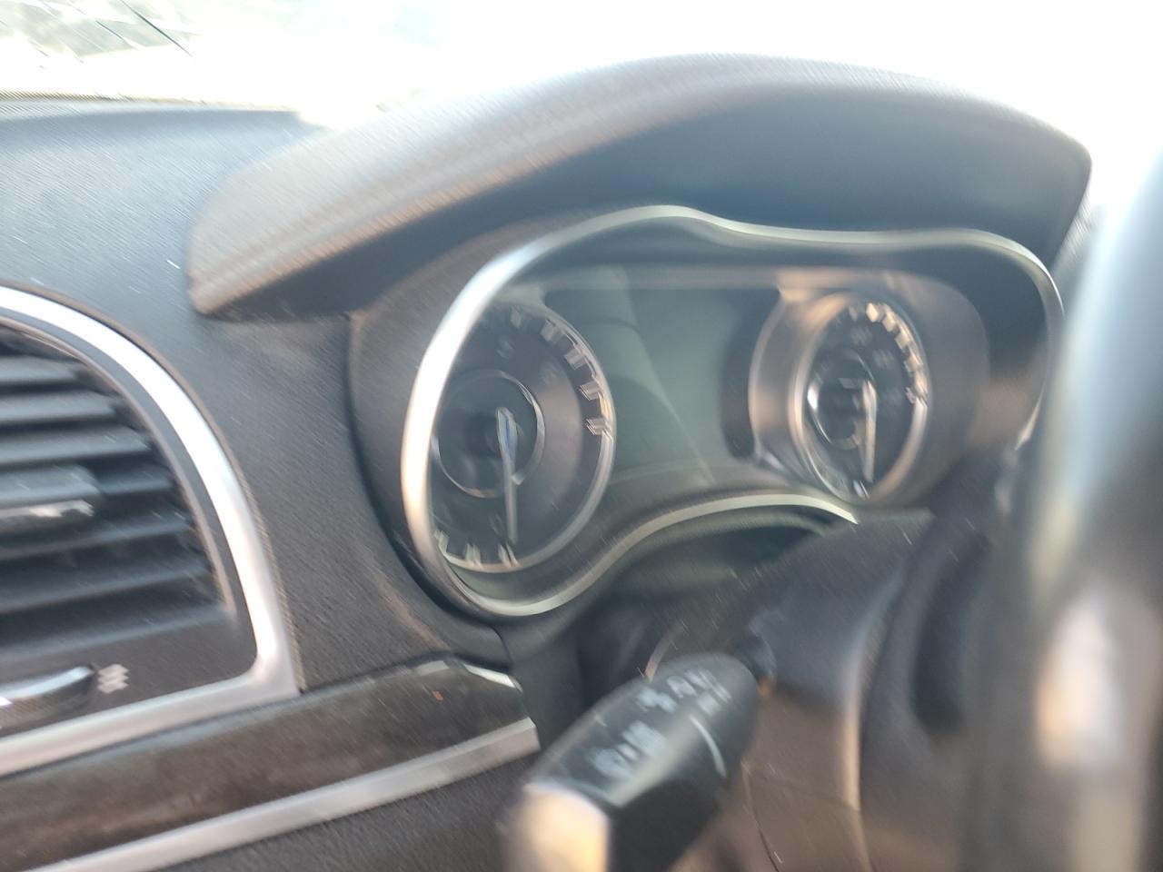 2019 Chrysler 300 Limited VIN: 2C3CCAEGXKH537963 Lot: 92020015