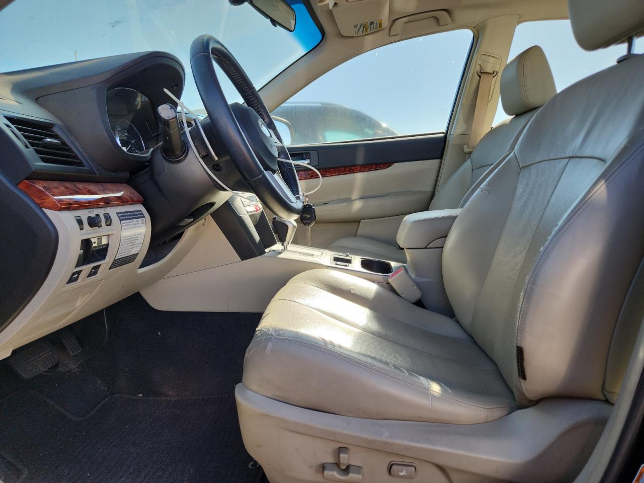 2011 Subaru Legacy 2.5I Limited VIN: 4S3BMBK68B3240151 Lot: 91430455