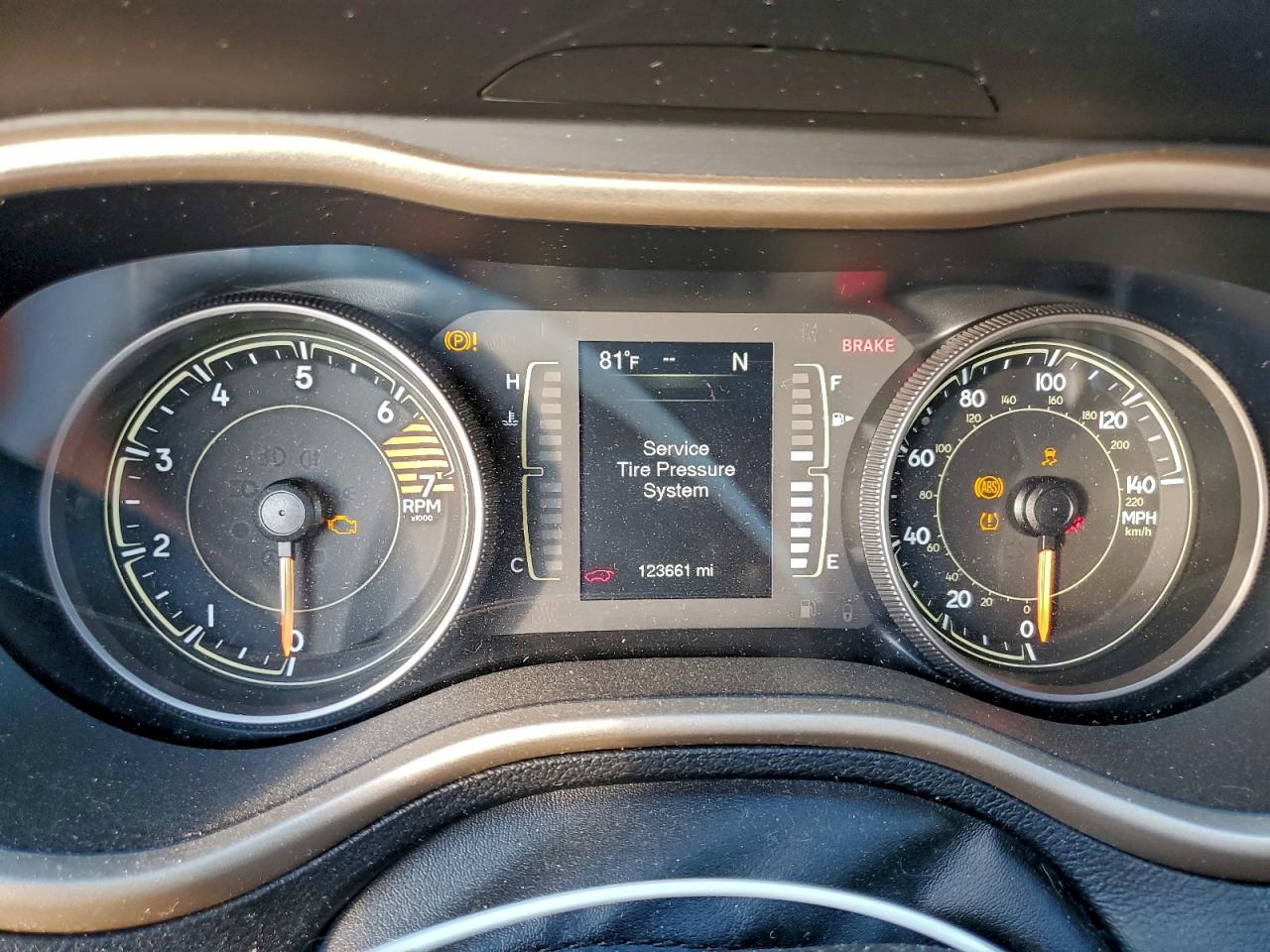 2017 Jeep Cherokee Sport VIN: 1C4PJLAB2HW607281 Lot: 93921775