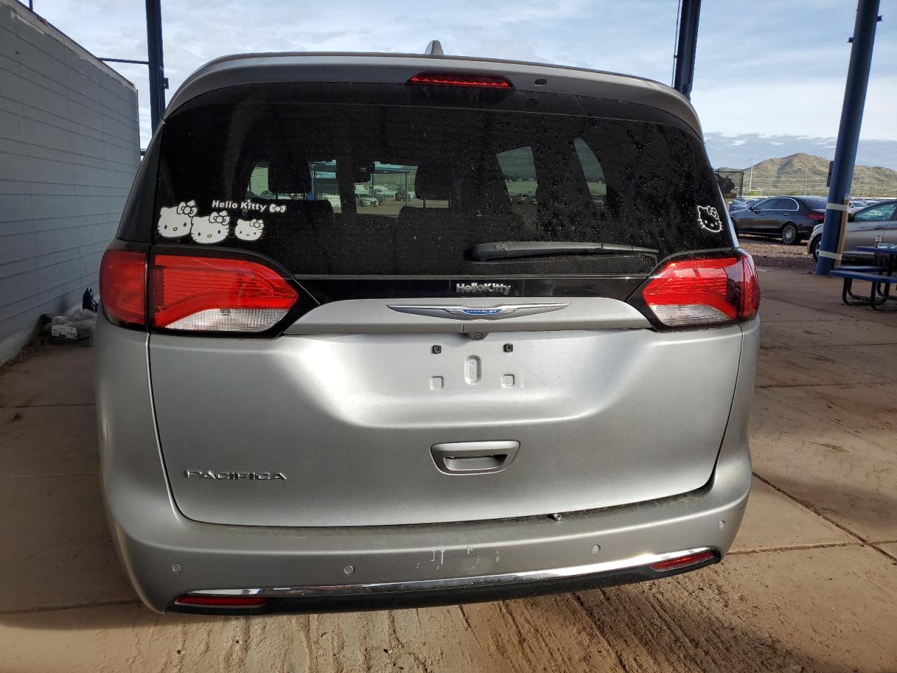 2018 Chrysler Pacifica Touring L VIN: 2C4RC1BG6JR120276 Lot: 93145375