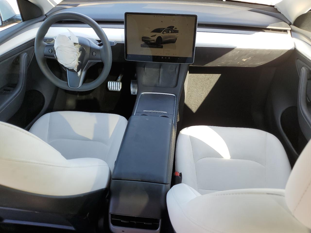 2023 Tesla Model Y VIN: 7SAYGDEE3PF877848 Lot: 91179255