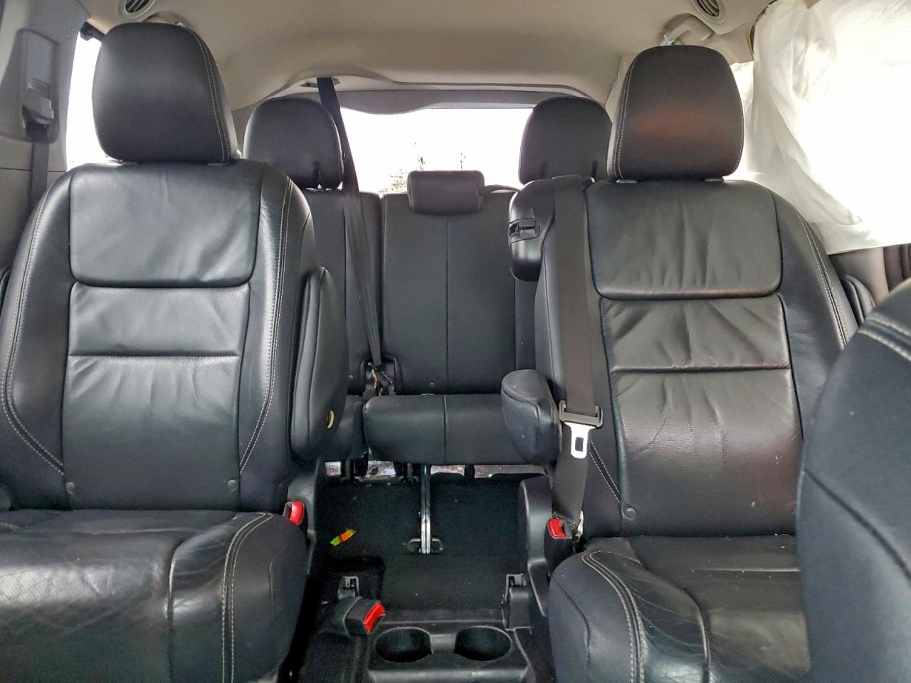 2017 Toyota Sienna Se VIN: 5TDXZ3DCXHS826938 Lot: 94488265