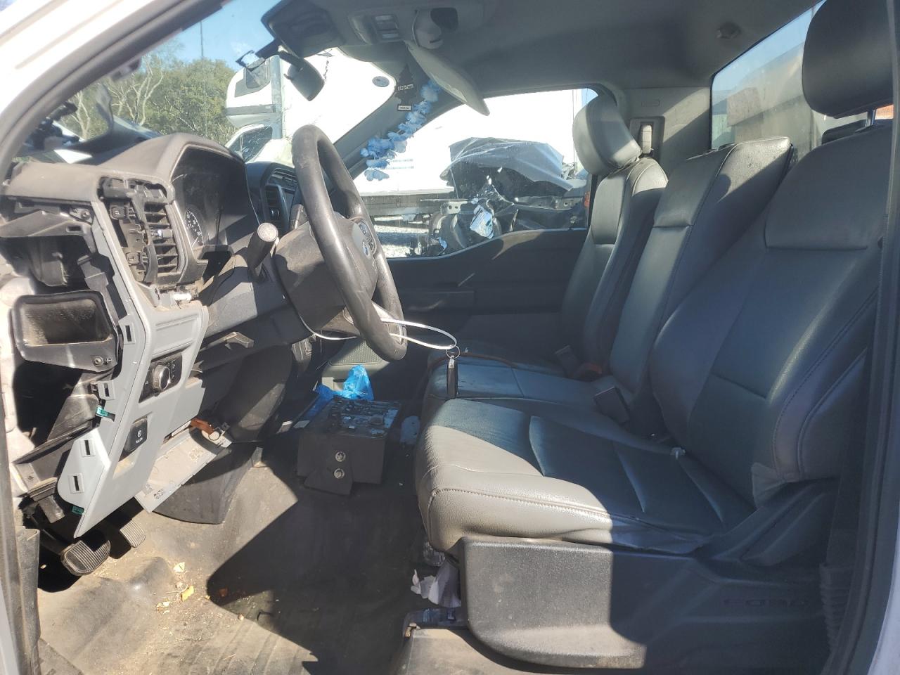 2023 Ford F150 VIN: 1FTMF1C54PKE38886 Lot: 87450995