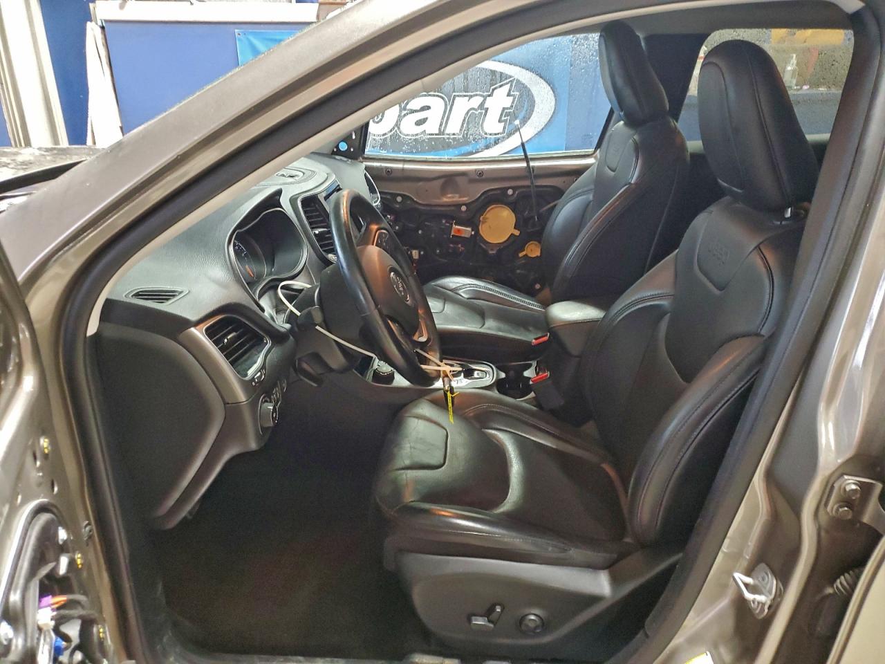 2019 Jeep Cherokee Limited VIN: 1C4PJMDX6KD239414 Lot: 93278425