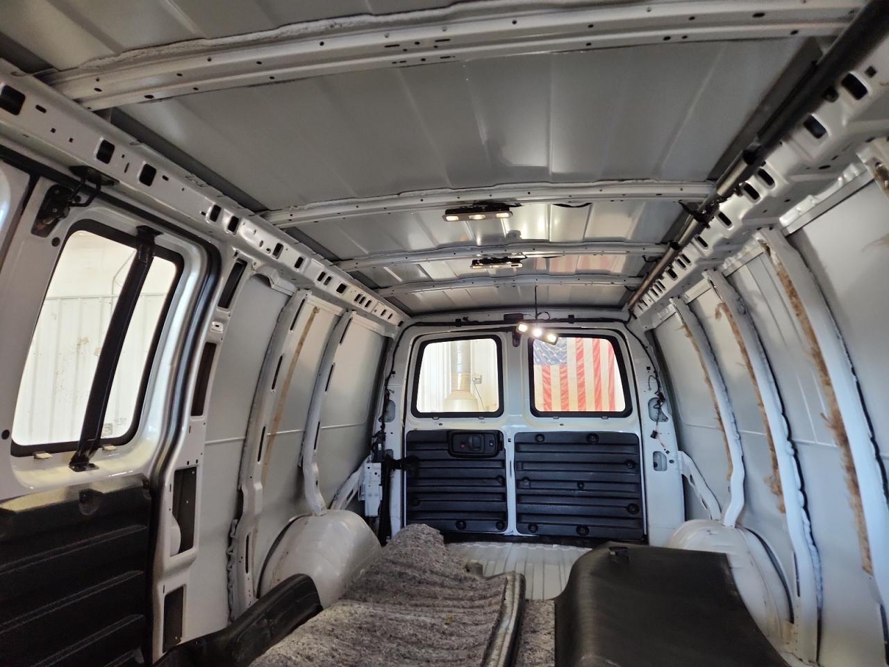 2023 GMC Savana Delivery Van VIN: 1GTZ7HF71P1184701 Lot: 85433025