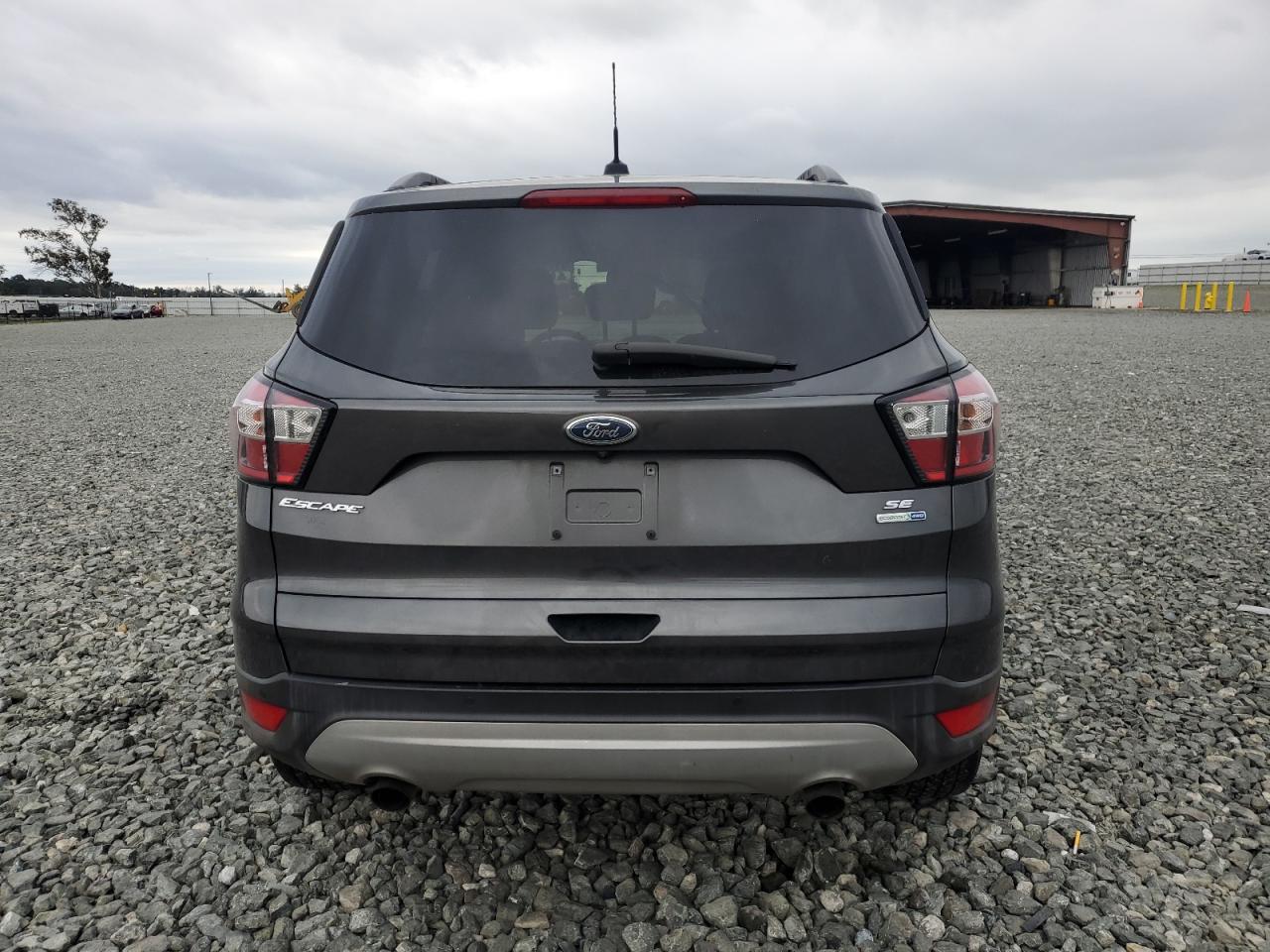 2018 Ford Escape Se VIN: 1FMCU9GD3JUD38254 Lot: 91933275