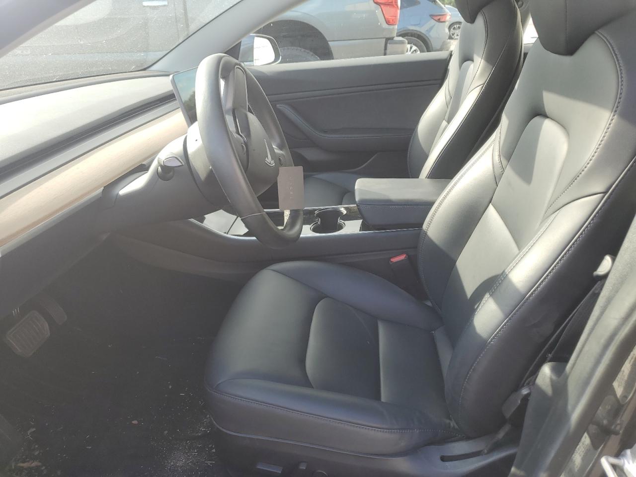 2018 Tesla Model 3 VIN: 5YJ3E1EA5JF045413 Lot: 91252005