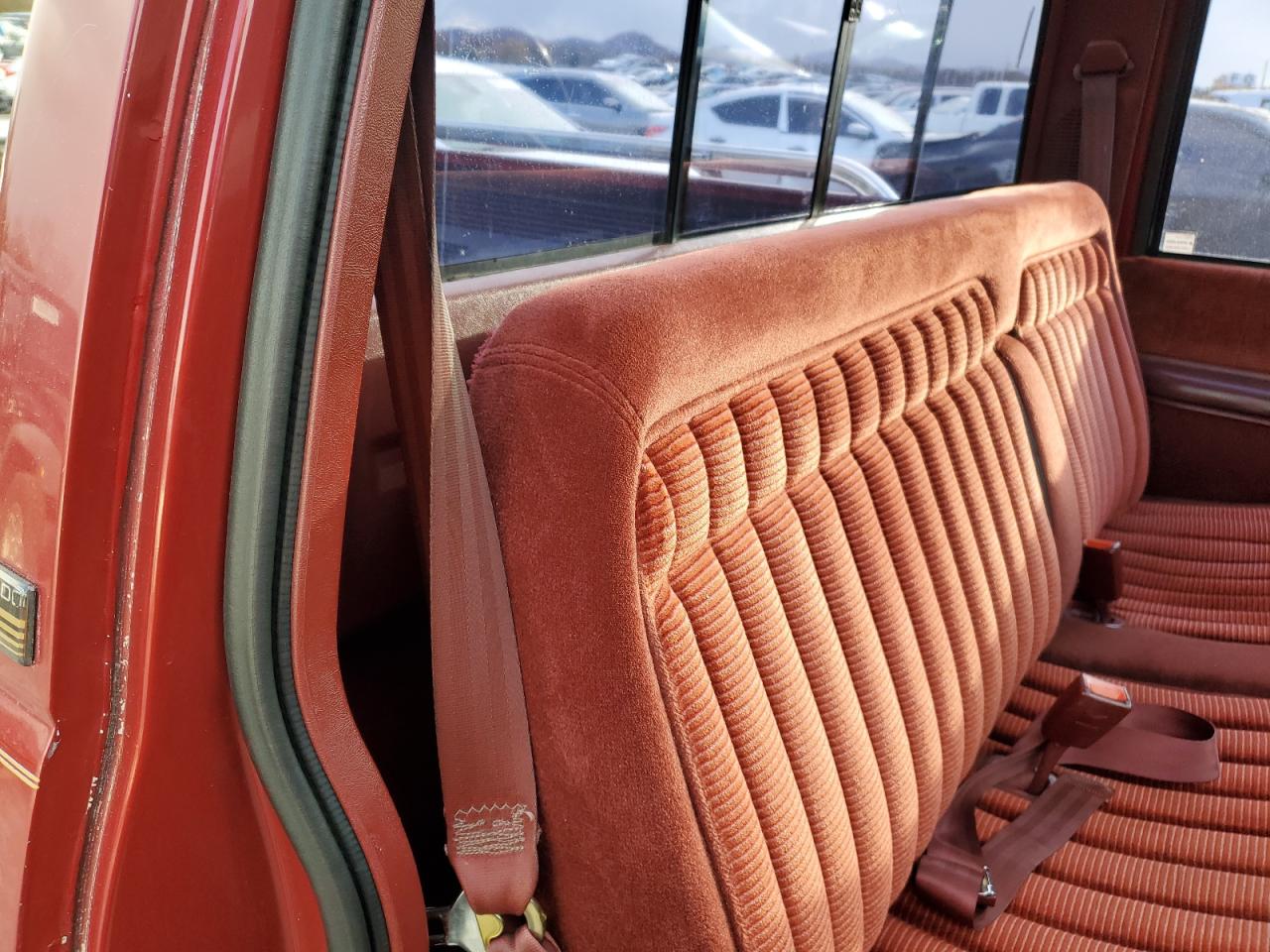 1990 Chevrolet Gmt-400 C1500 VIN: 1GCDC14H8LZ261715 Lot: 92109145