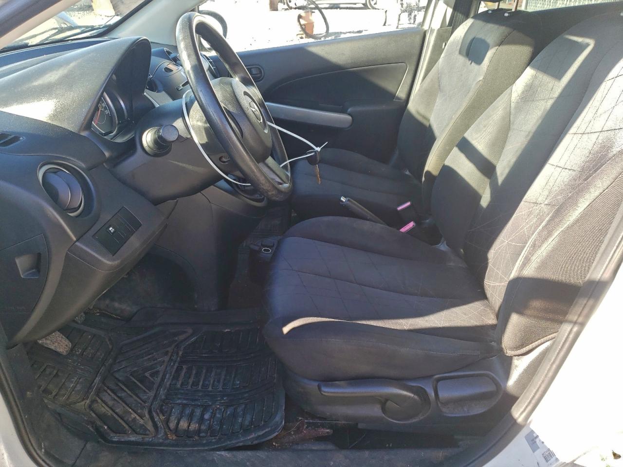 2011 Mazda Mazda2 VIN: JM1DE1HY4B0104495 Lot: 93948945