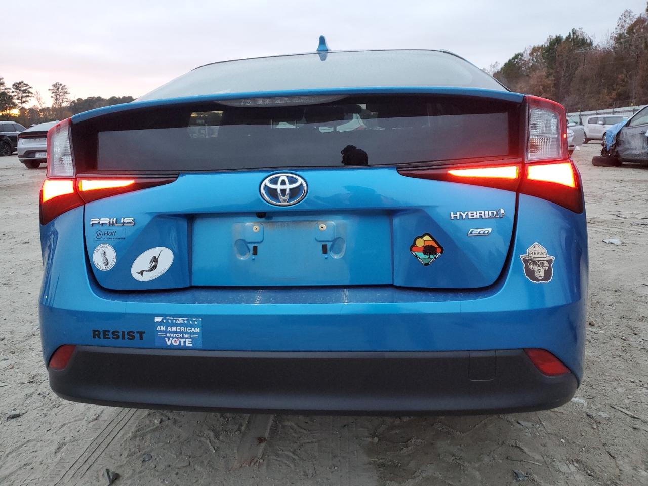 2022 Toyota Prius Night Shade VIN: JTDKAMFU2N3189795 Lot: 93822785