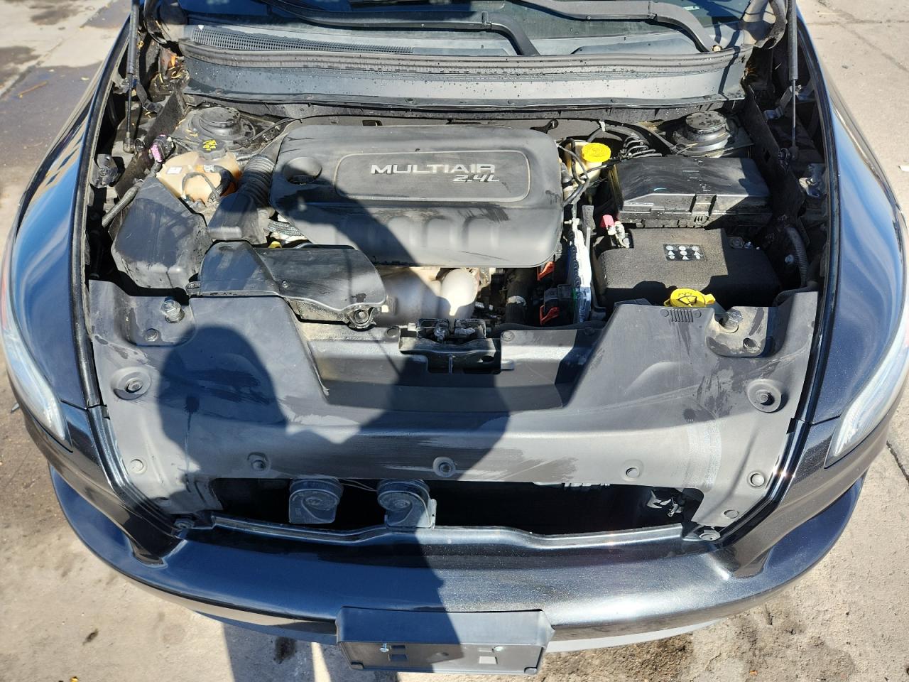 2015 Jeep Cherokee Latitude VIN: 1C4PJMCB2FW733625 Lot: 93494195