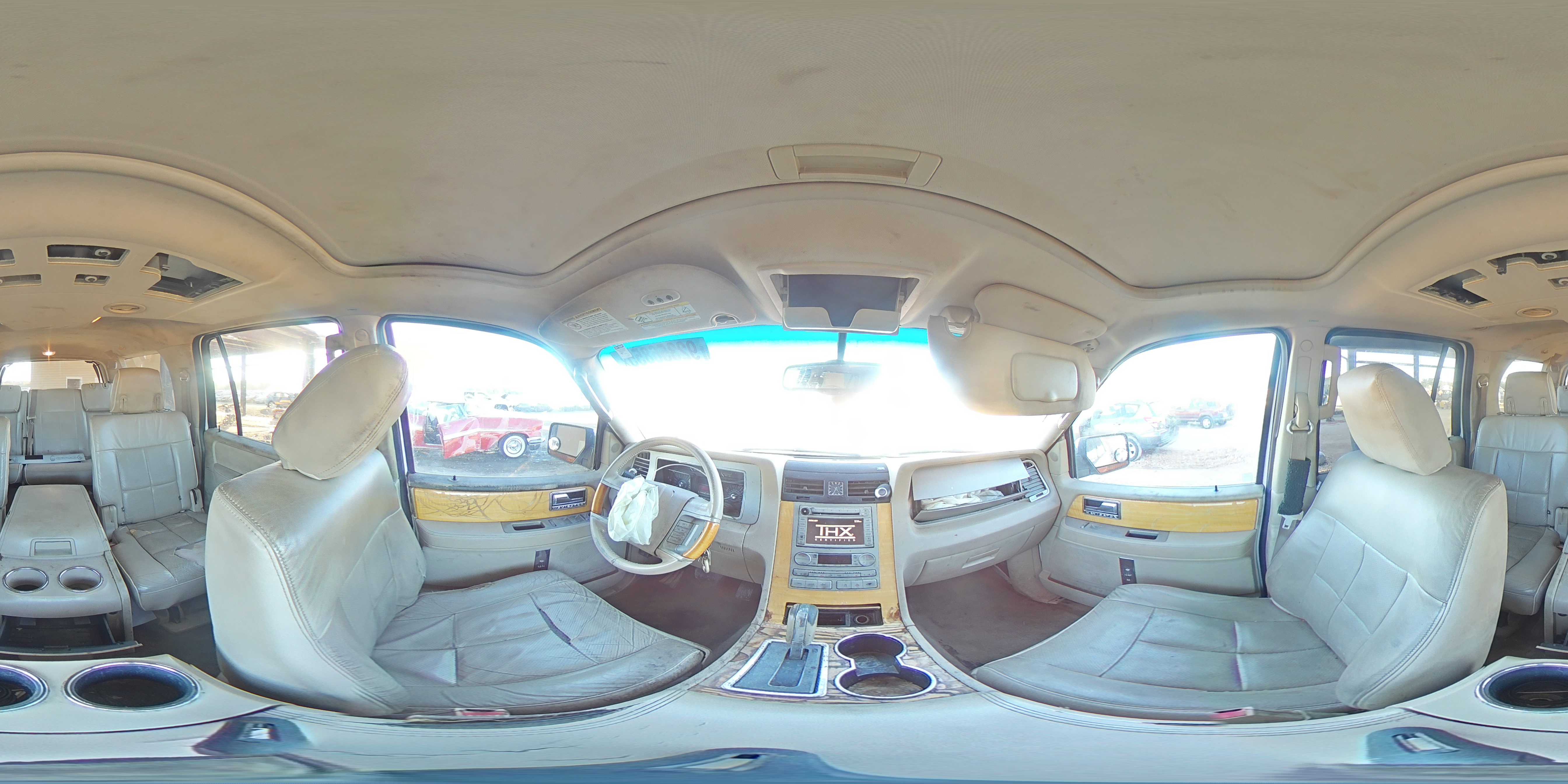 2007 Lincoln Navigator L VIN: 5LMFL27567LJ13239 Lot: 92356855