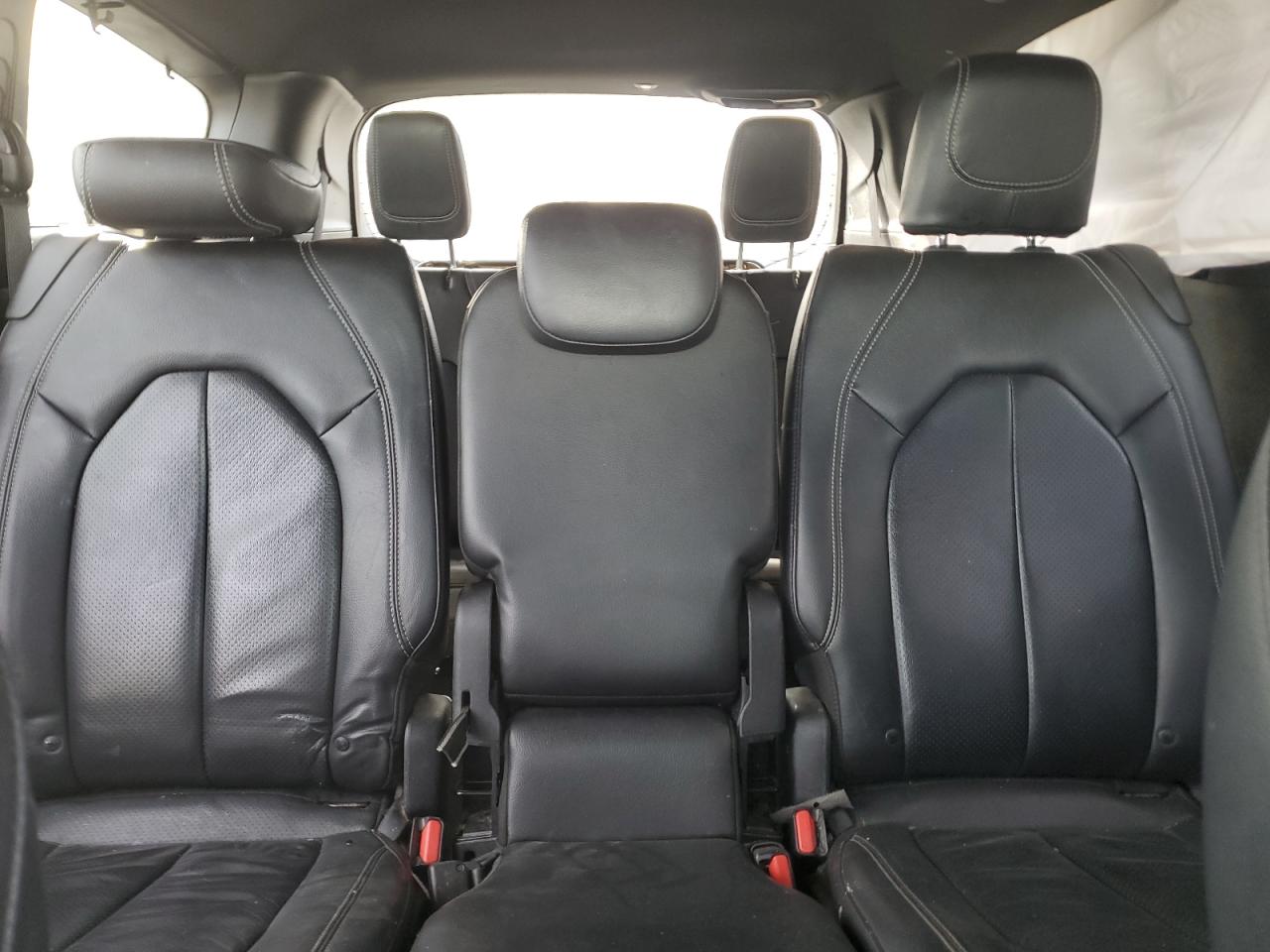 2018 Chrysler Pacifica Touring L VIN: 2C4RC1BG6JR226856 Lot: 92536145