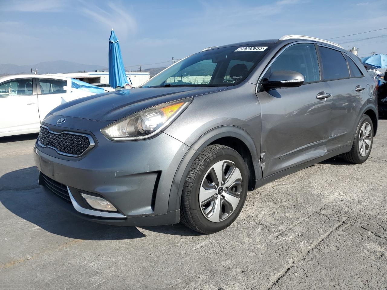 2018 Kia Niro Ex VIN: KNDCC3LC3J5143413 Lot: 90940935