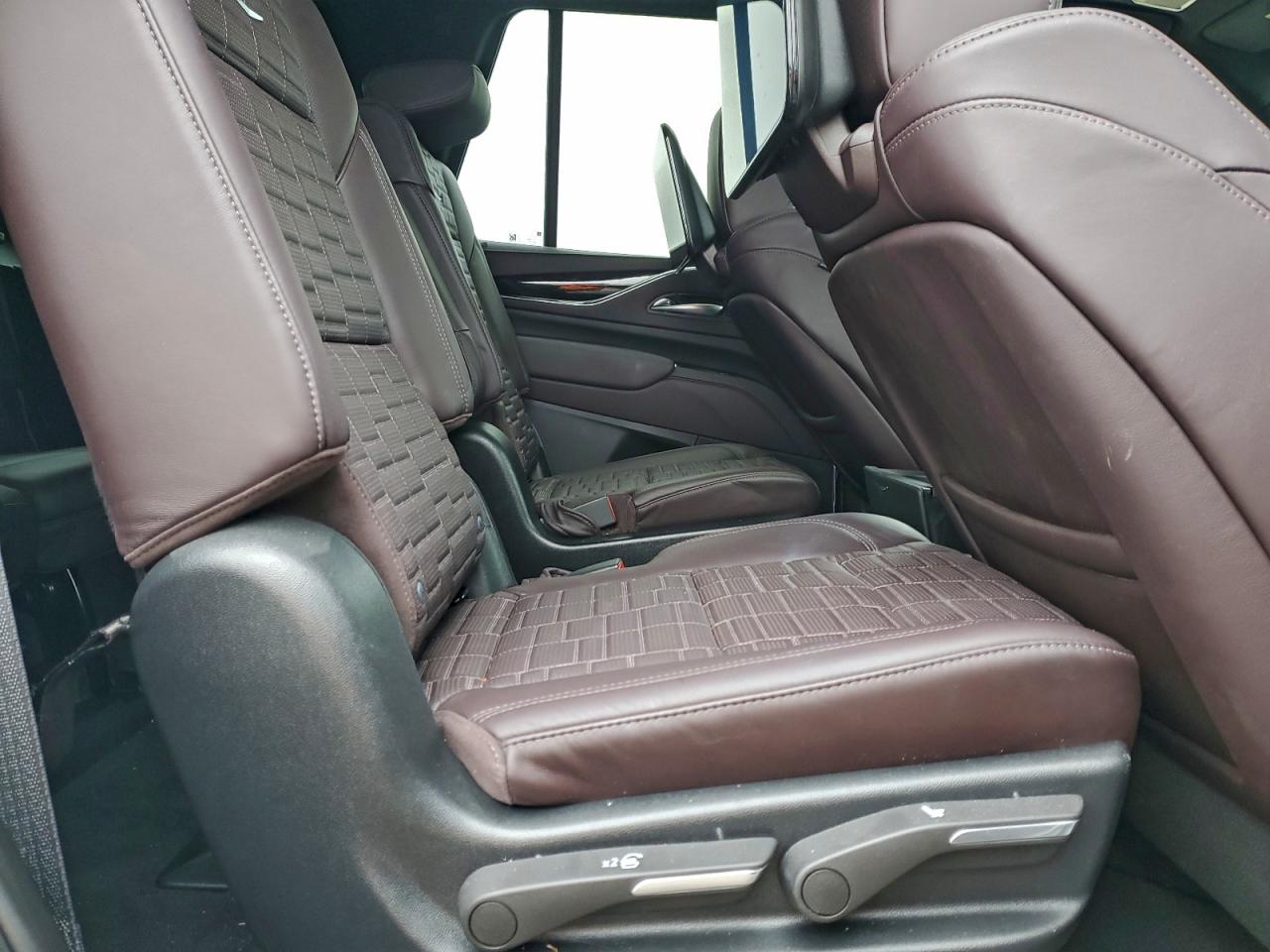 2023 Cadillac Escalade Sport Platinum VIN: 1GYS4GKL4PR381817 Lot: 92366375