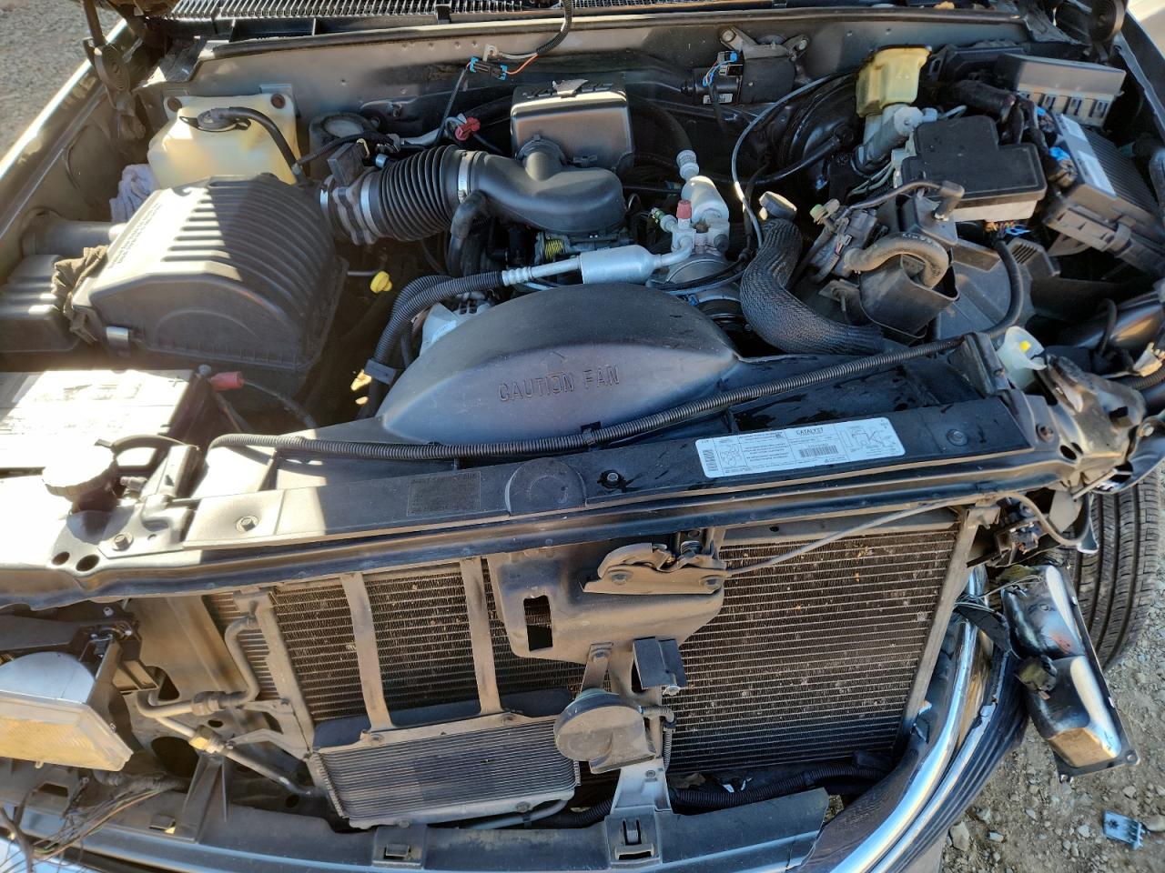 1999 Chevrolet Gmt-400 C1500 VIN: 1GCEC19R2XR107156 Lot: 92433815