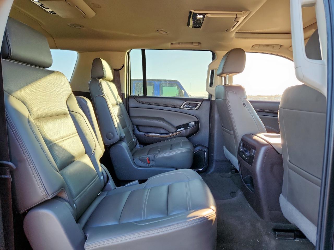 2018 GMC Yukon Xl Denali VIN: 1GKS1HKJ3JR340285 Lot: 91473765