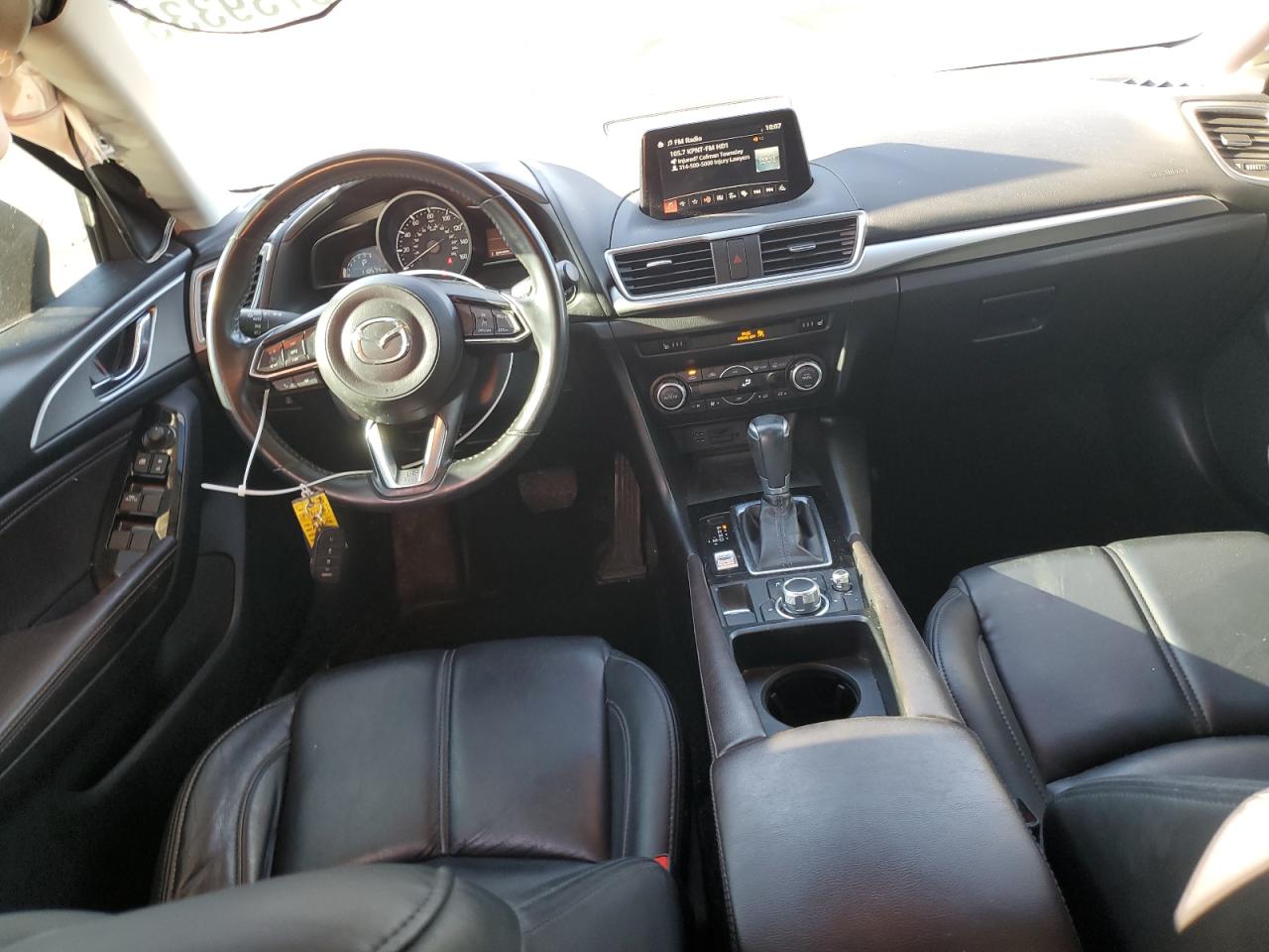 2018 Mazda 3 Touring VIN: 3MZBN1V38JM205662 Lot: 90739335