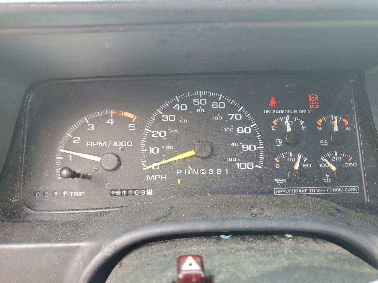 1995 Chevrolet Suburban K2500 VIN: 1GNGK26N0SJ314288 Lot: 94263765