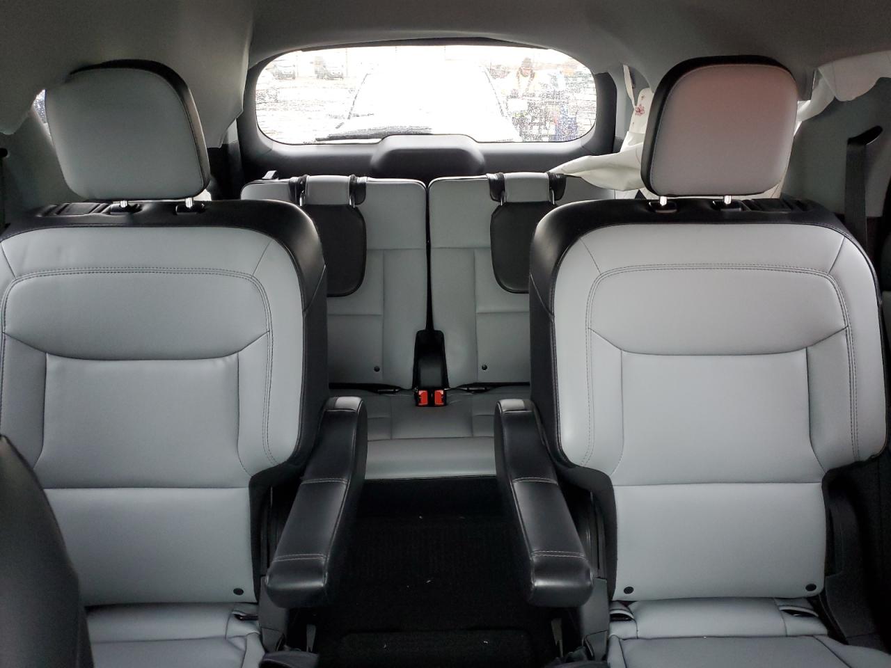 2021 Ford Explorer Xlt VIN: 1FMSK8DH9MGB68827 Lot: 92633635