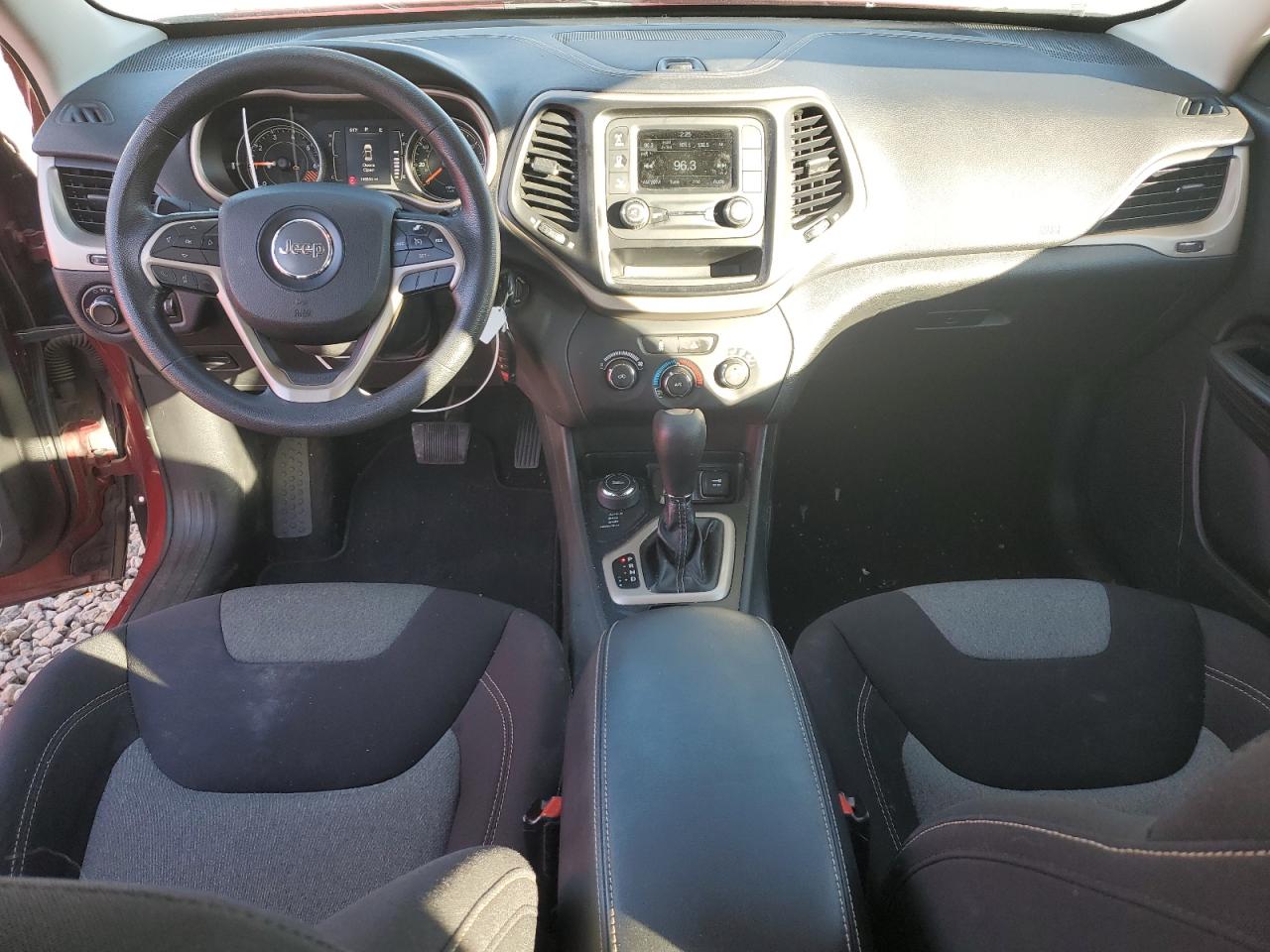 2015 Jeep Cherokee Sport VIN: 1C4PJMAB8FW764199 Lot: 93135615