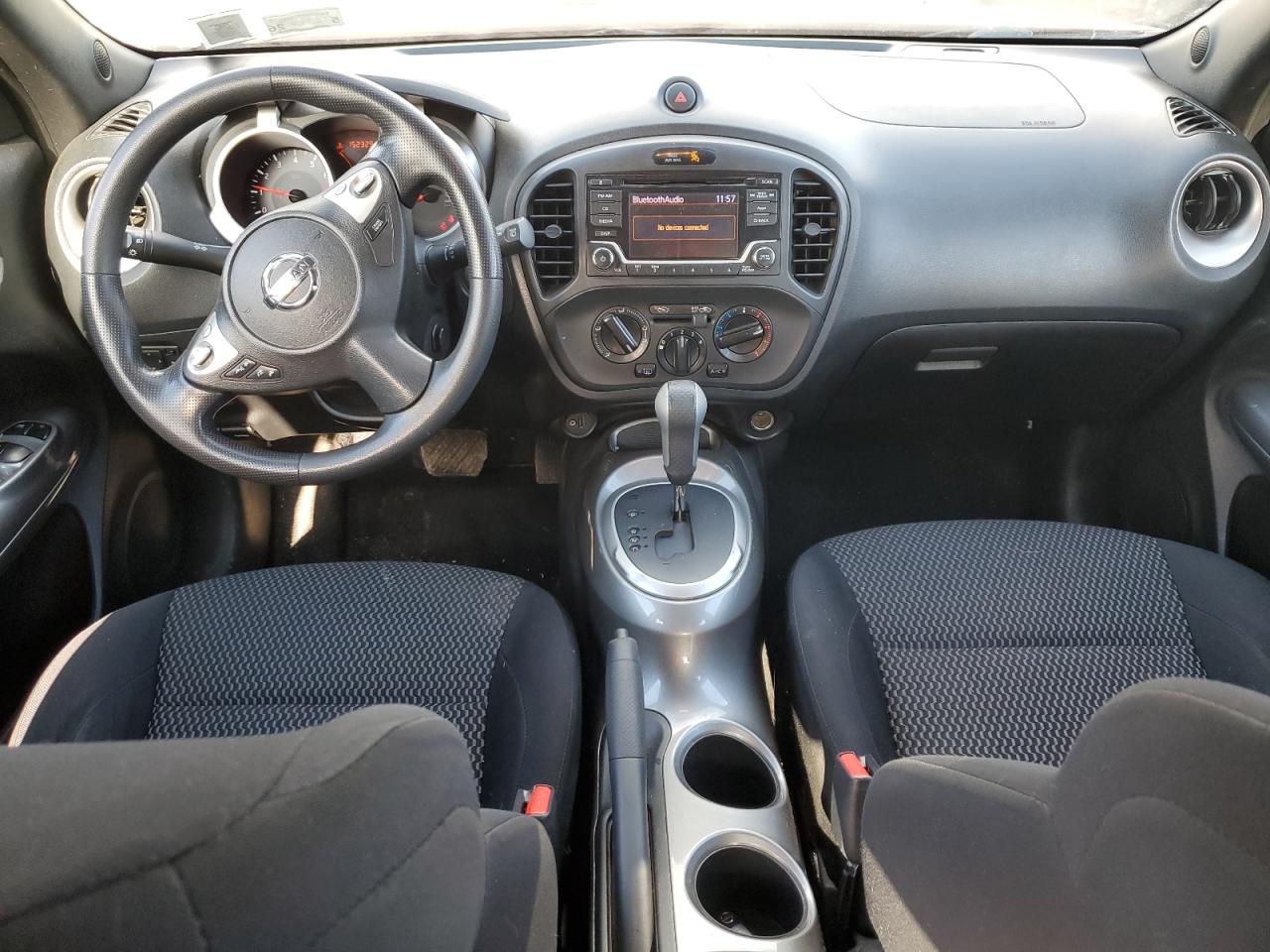 2015 Nissan Juke S VIN: JN8AF5MV6FT550630 Lot: 92933145