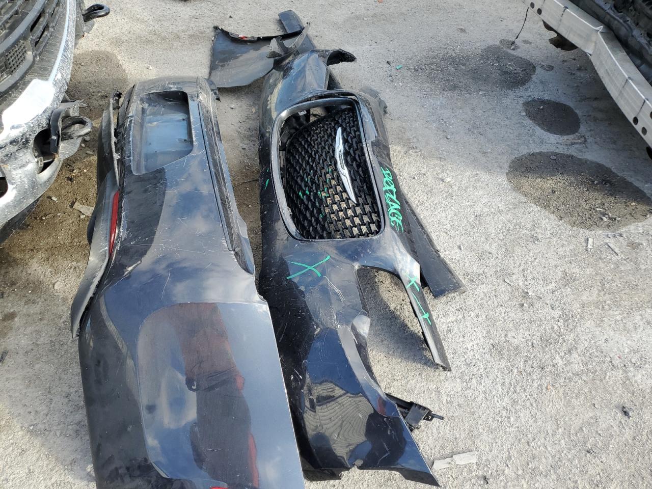 2019 Chrysler 300 S VIN: 2C3CCAGGXKH698357 Lot: 92730775