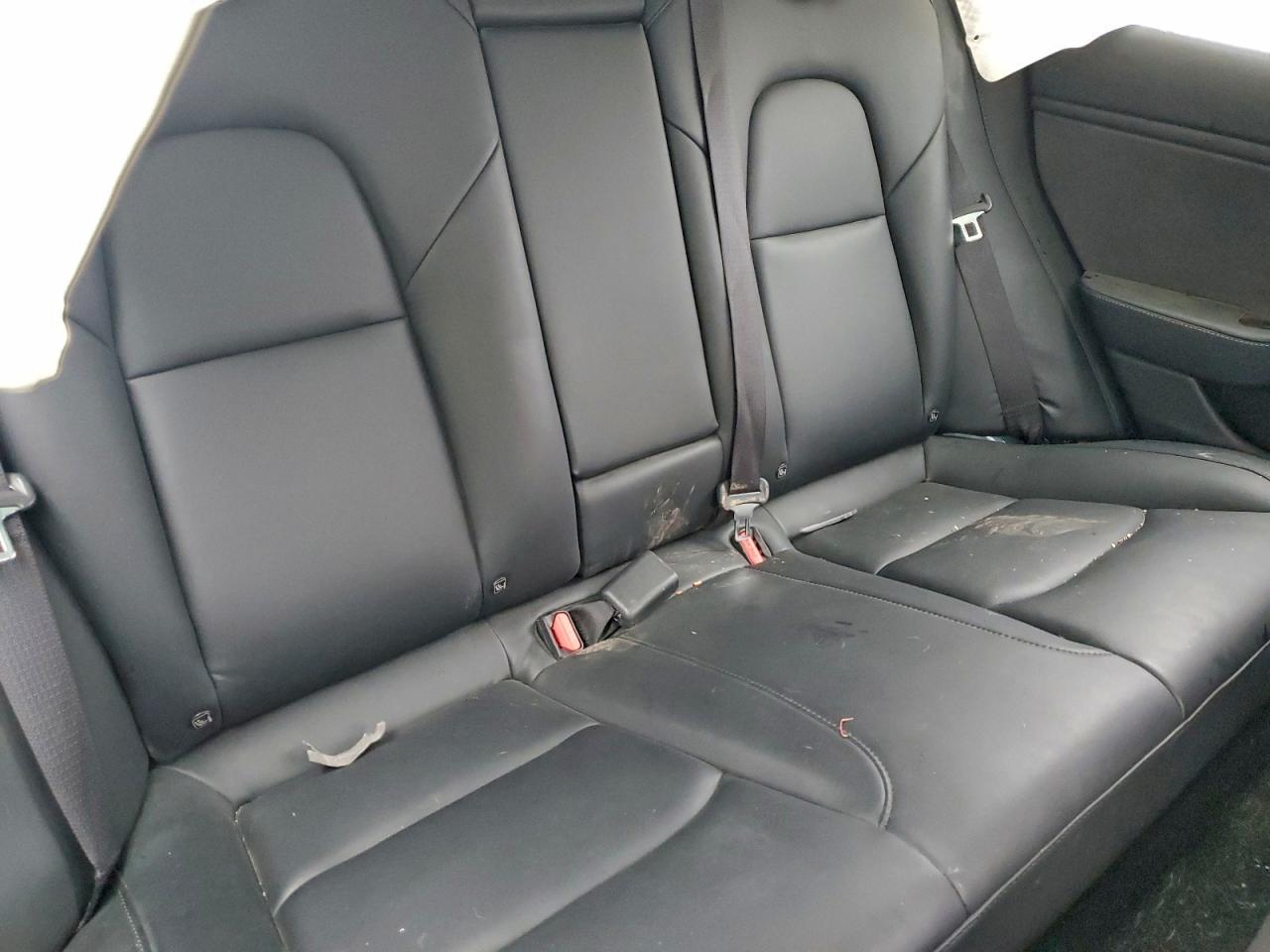 2019 Tesla Model 3 VIN: 5YJ3E1EA4KF400945 Lot: 94333165