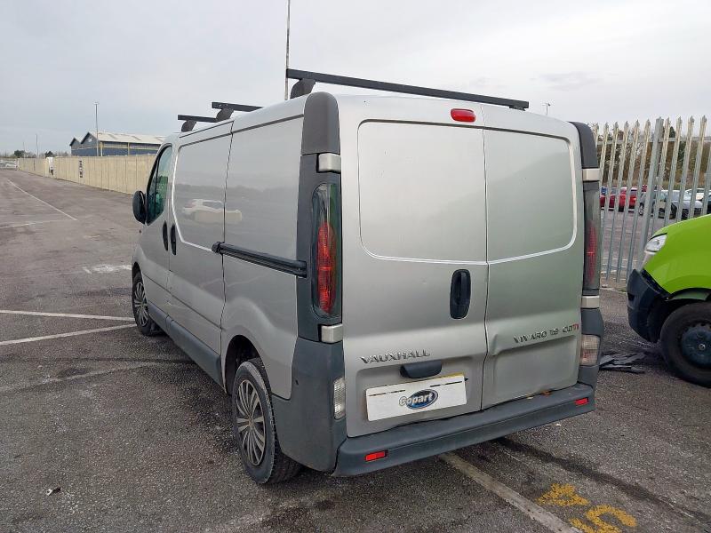 2005 VAUXHALL VIVARO 2700 DTI SWB 