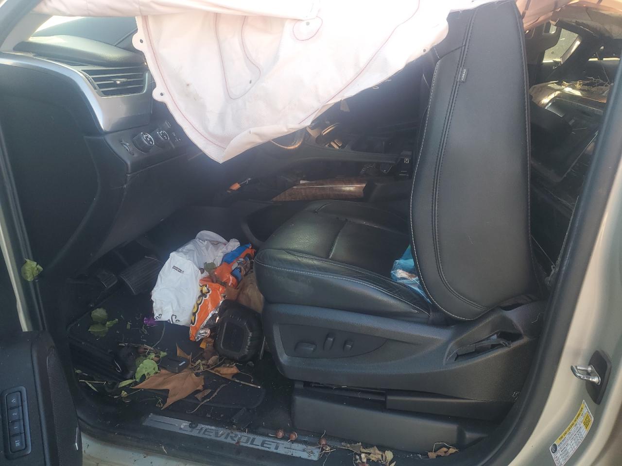 2017 Chevrolet Suburban K1500 Premier VIN: 1GNSKJKC5HR126451 Lot: 91912205