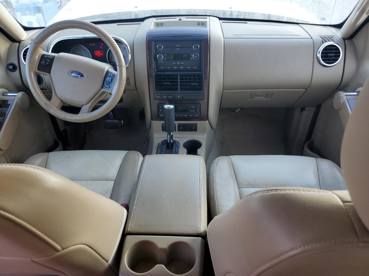 2008 Ford Explorer Limited VIN: 1FMEU65E98UA87401 Lot: 92592445