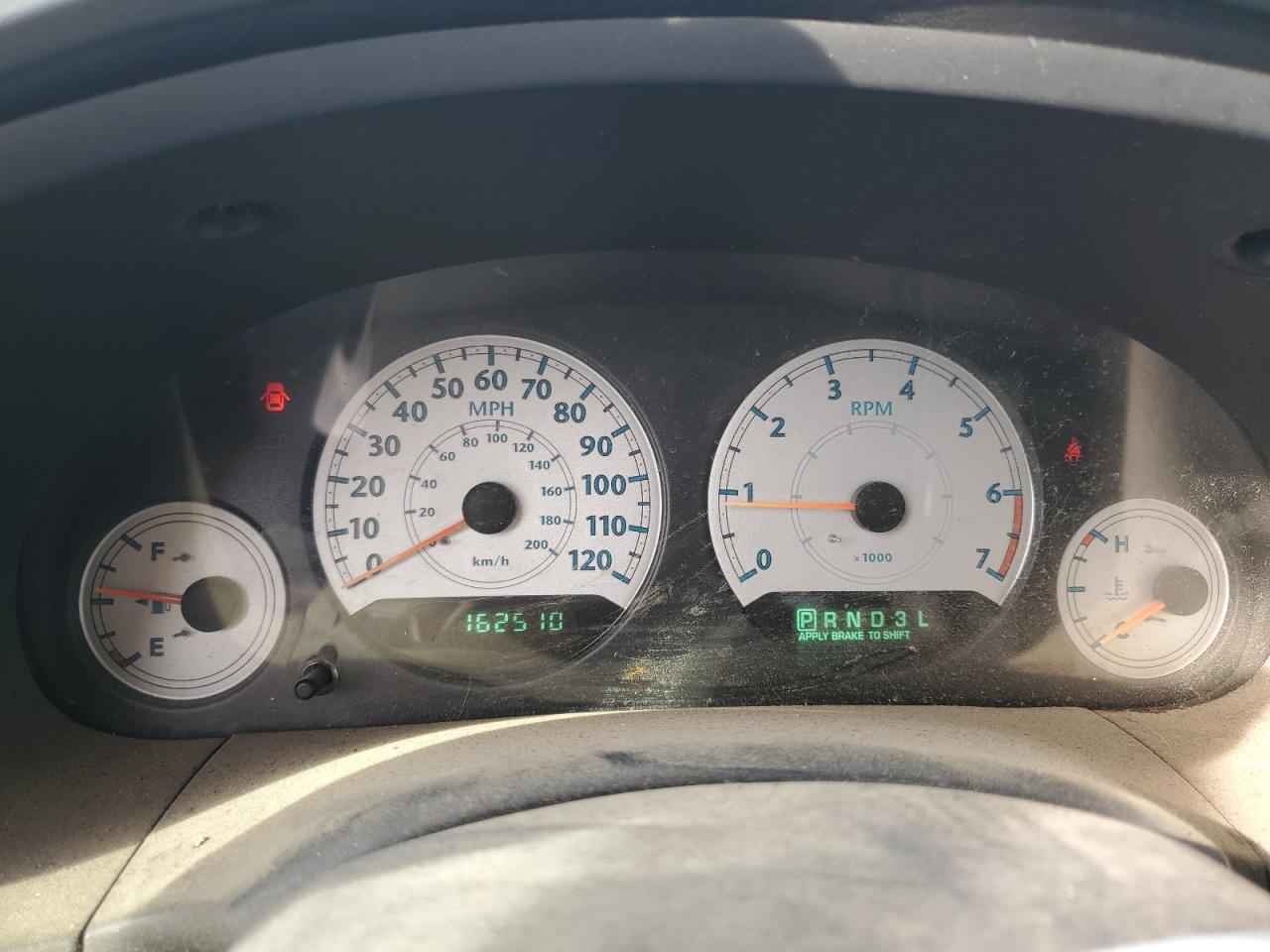 2006 Chrysler Town & Country Lx VIN: 1A4GP44RX6B568807 Lot: 92240245