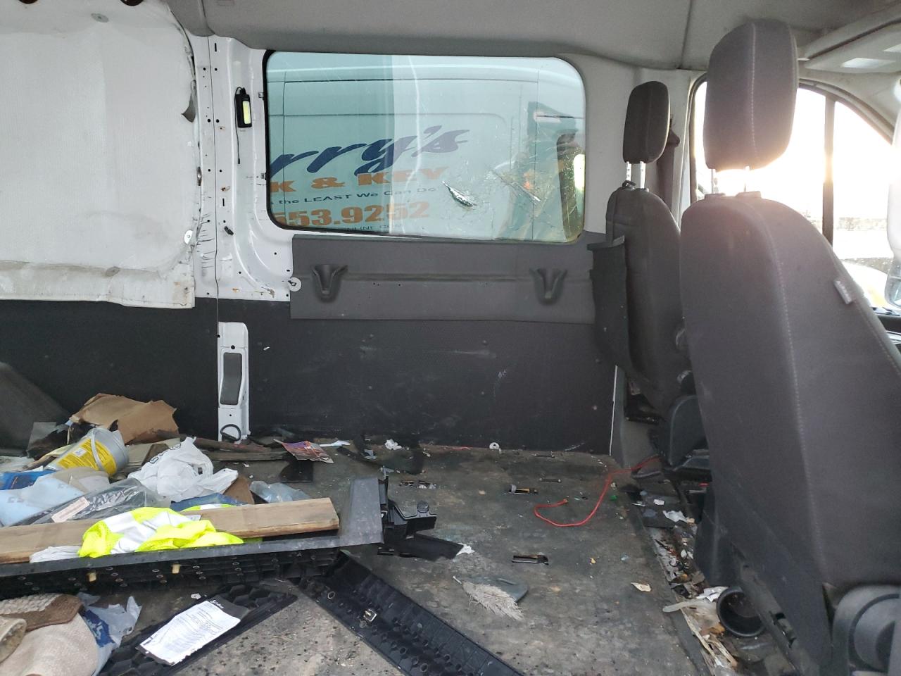 2020 Ford Transit T-250 VIN: 1FTBR1D85LKA80781 Lot: 92931655