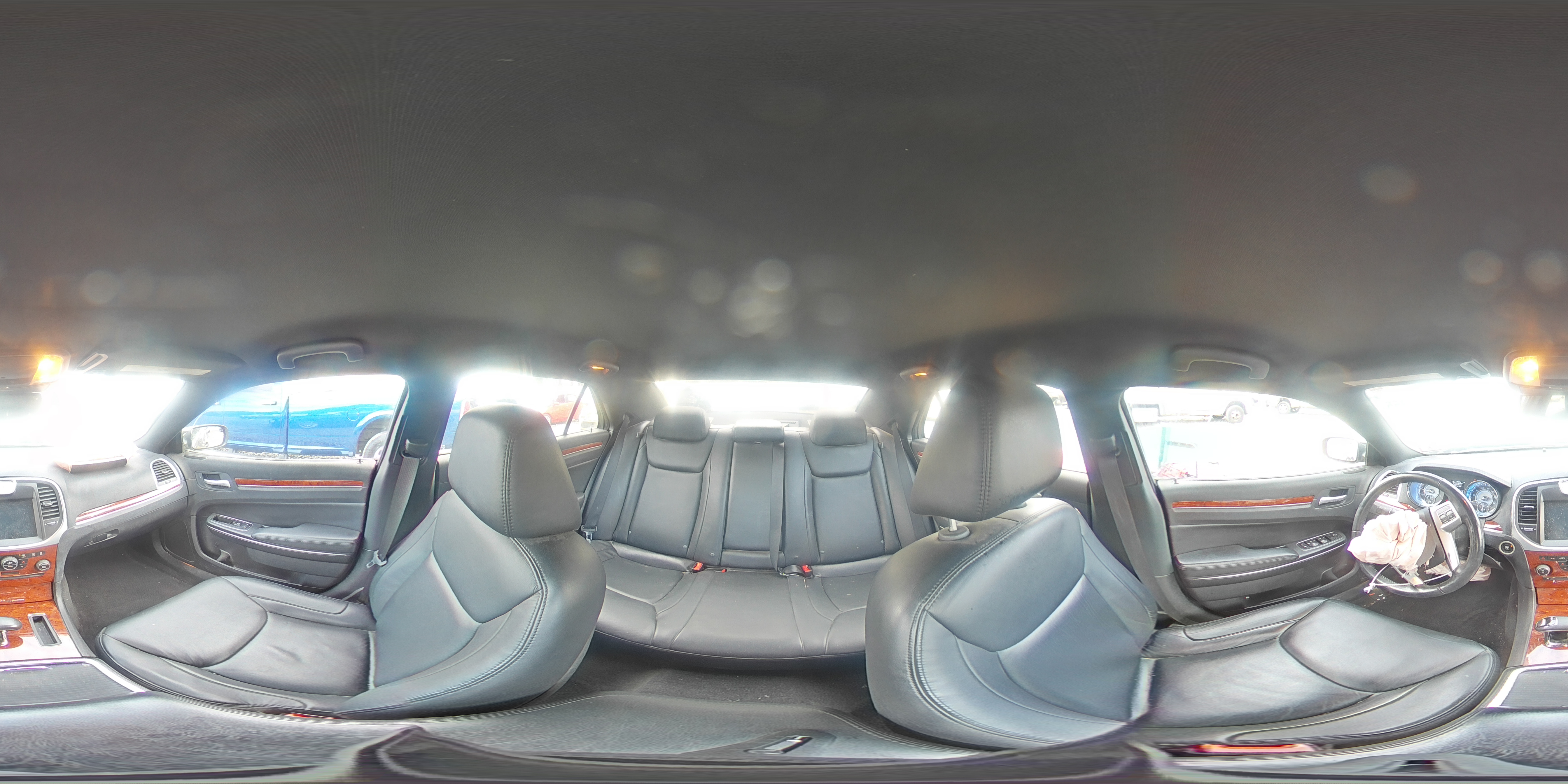 2013 Chrysler 300 VIN: 2C3CCAAG1DH713615 Lot: 92070355