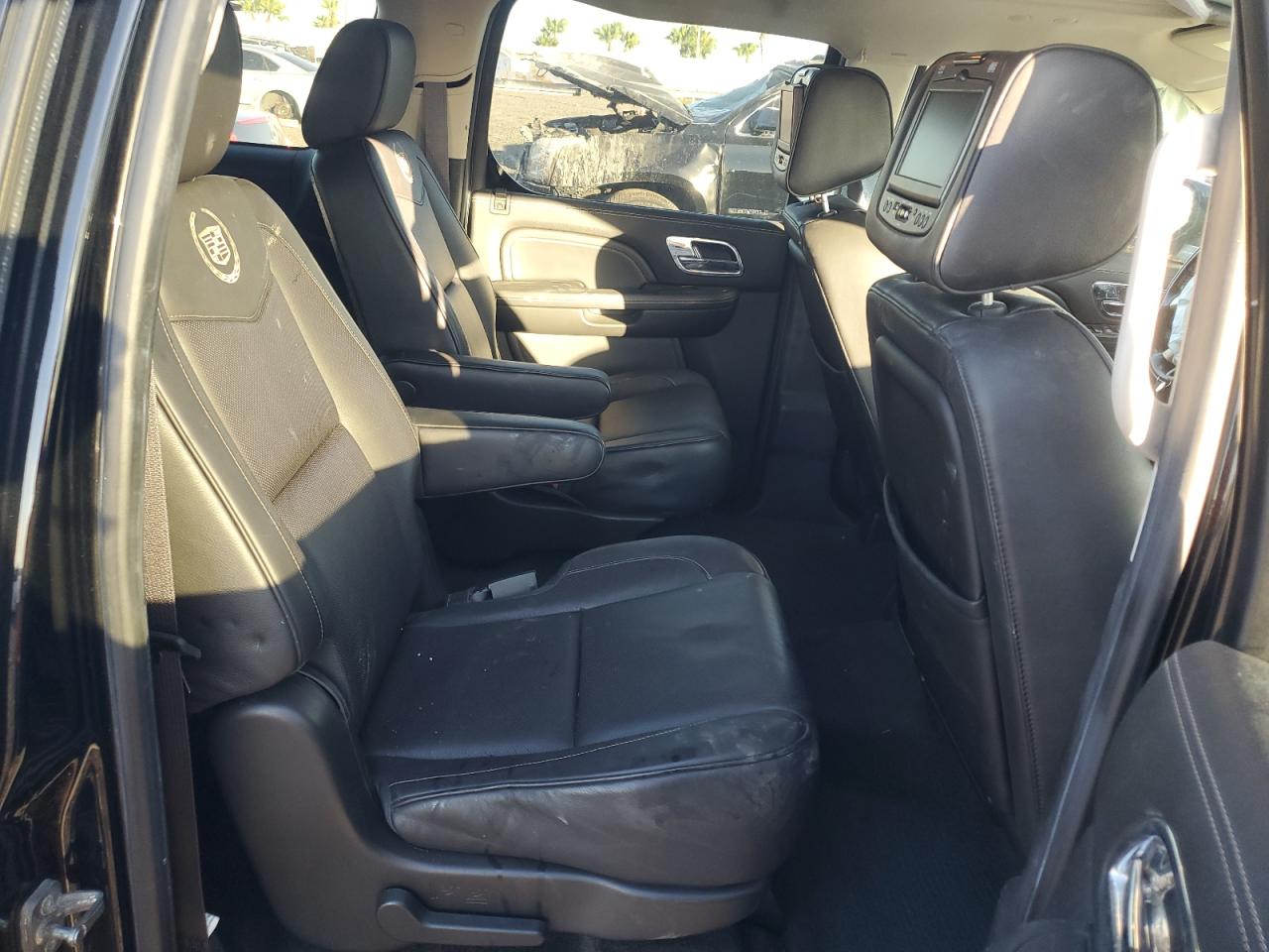 2014 Cadillac Escalade Esv Platinum VIN: 1GYS4KEF2ER167995 Lot: 92442855