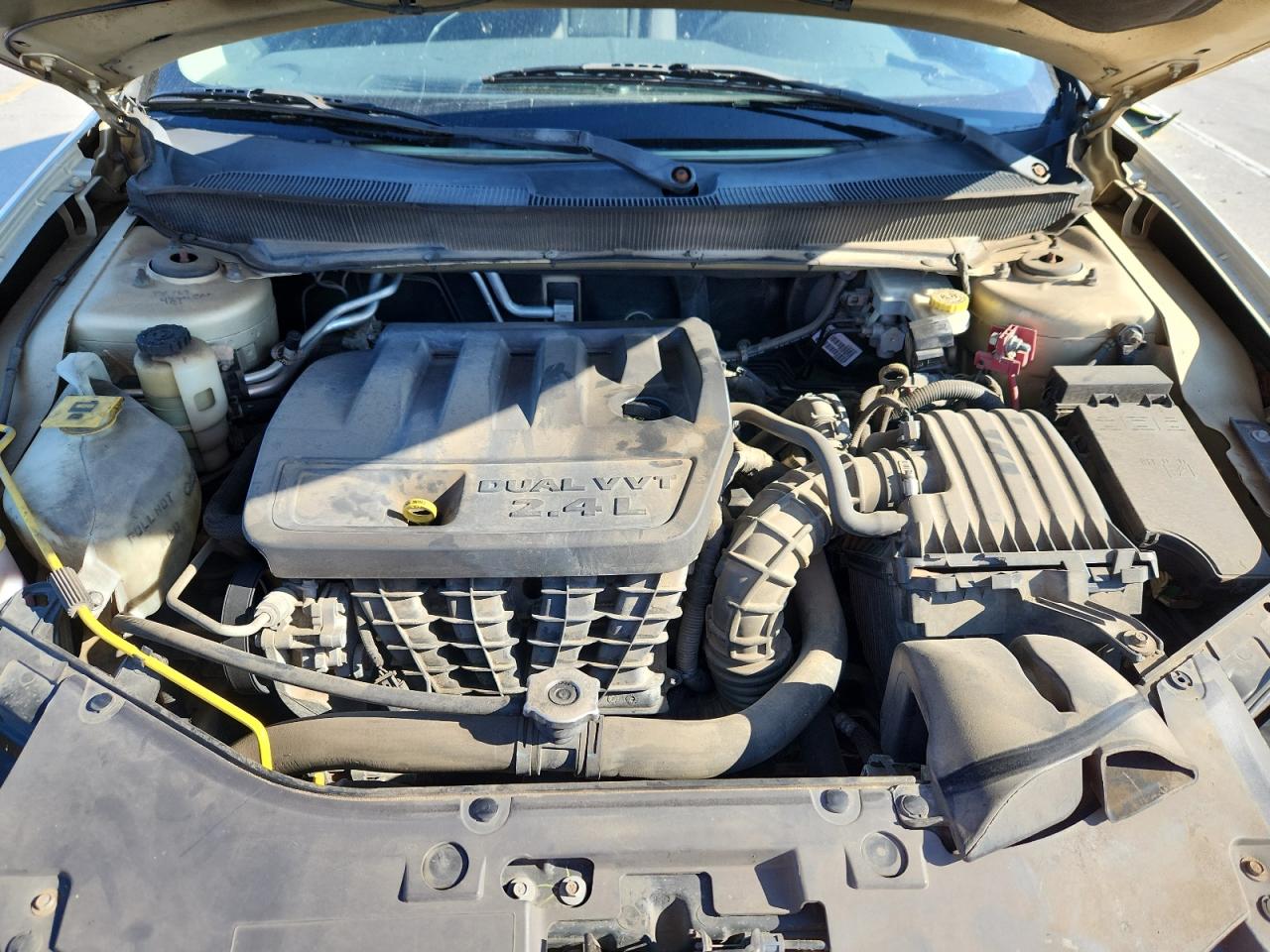 2010 Chrysler Sebring Touring VIN: 1C3CC4FB0AN220073 Lot: 93229425