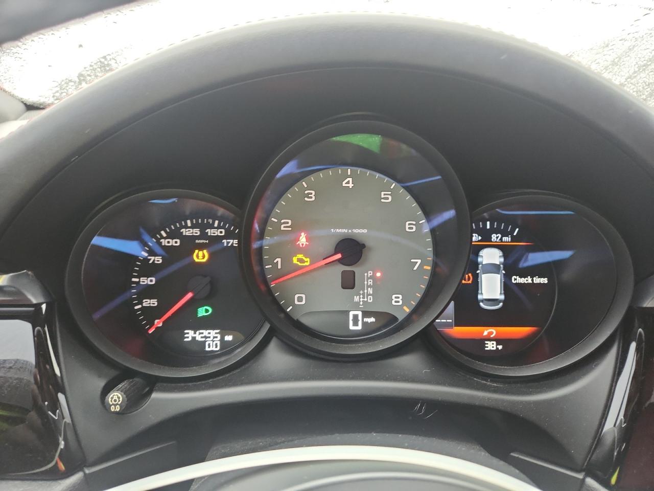 2020 Porsche Macan S VIN: WP1AB2A54LLB30384 Lot: 92011555