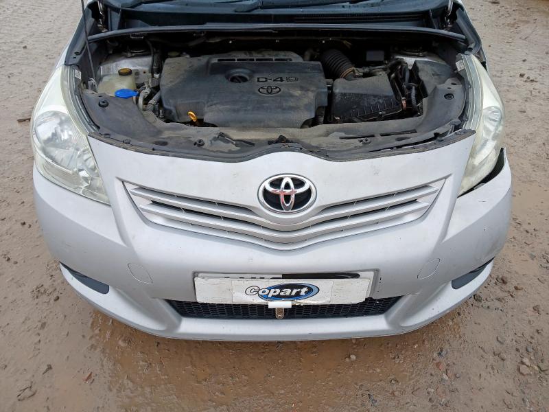 2010 TOYOTA VERSO 2.0 D-4D TR 5DR