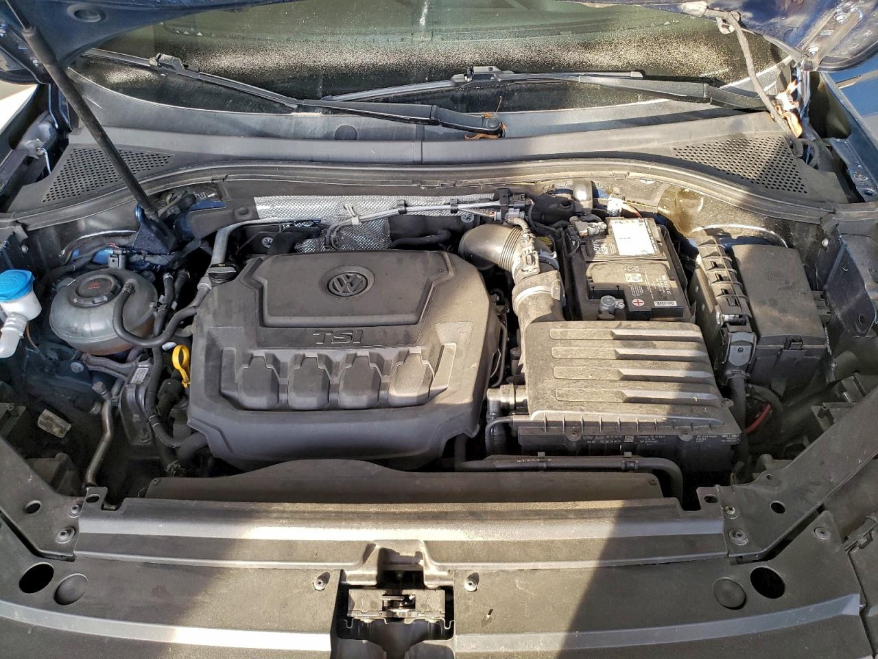 2018 Volkswagen Tiguan Sel Premium VIN: 3VV4B7AX2JM151566 Lot: 91963015