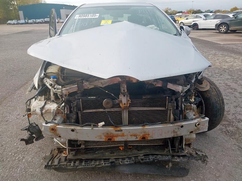 2013 TOYOTA AURIS 1.8 VVTI HYBRID ICON 5DR CVT AUTO